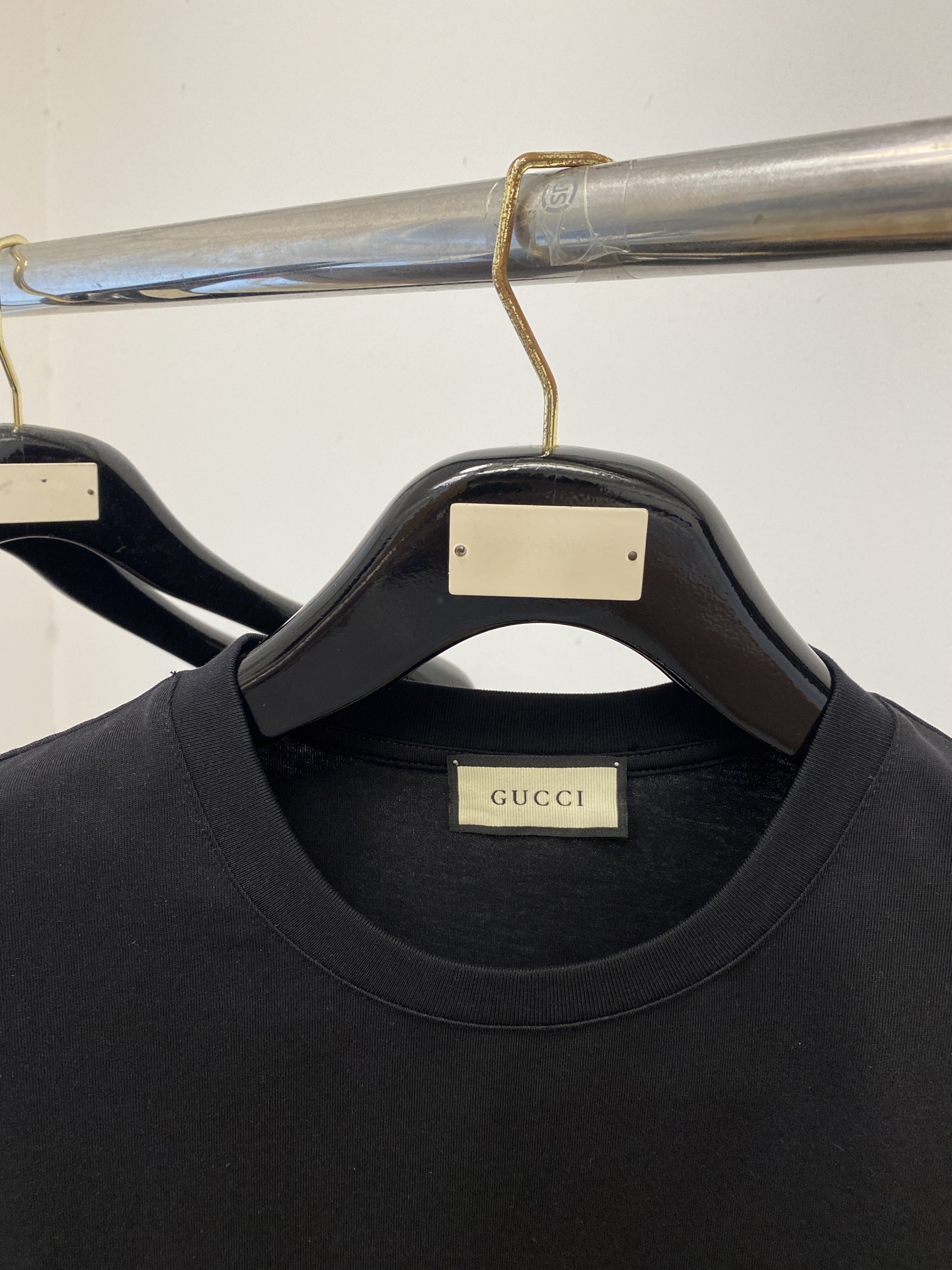 古奇、2026新品短袖T恤，帅气时尚，胸前顶级印花字母logo，简约百搭款。面料棉 不仅挺括，保持潮流的