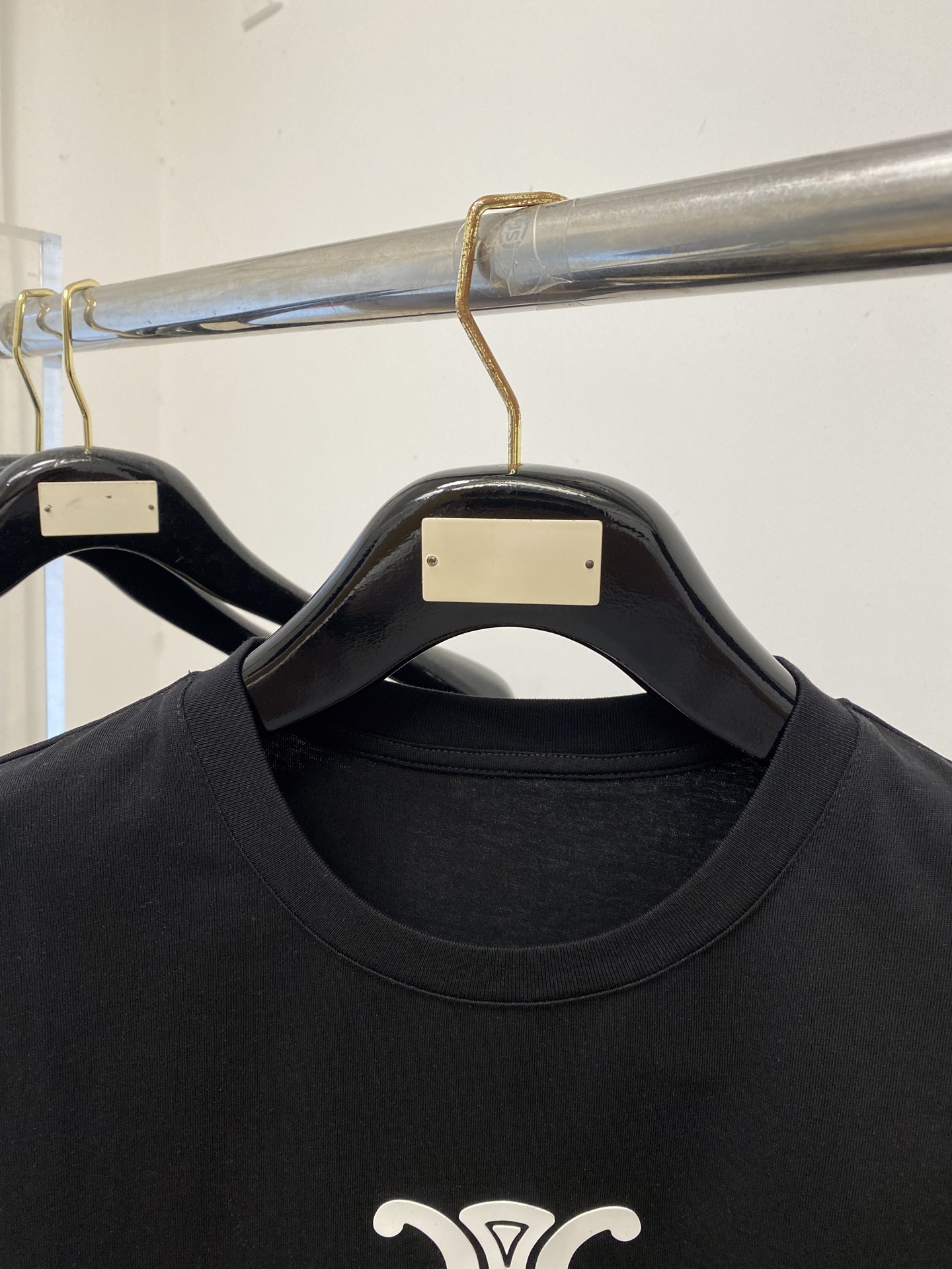 Celine 赛琳、2026新品短袖T恤，帅气时尚，胸前顶级印花字母logo，简约百搭款。面料棉 不仅挺