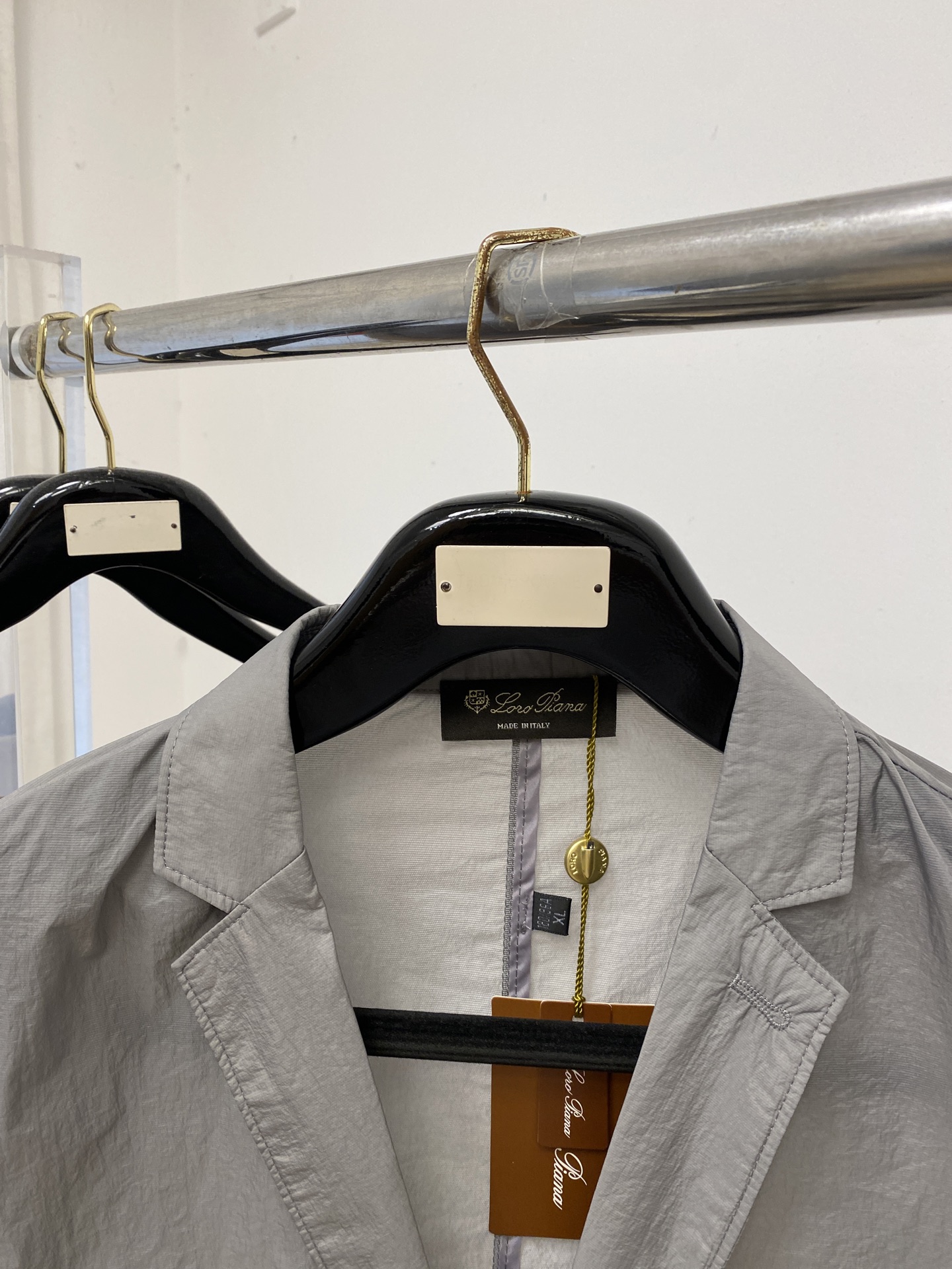 Loro Piana、2026新品防晒衣外套，帅气时尚，衣下顶级印胶字母Logo，简约百搭款。面料棉 不