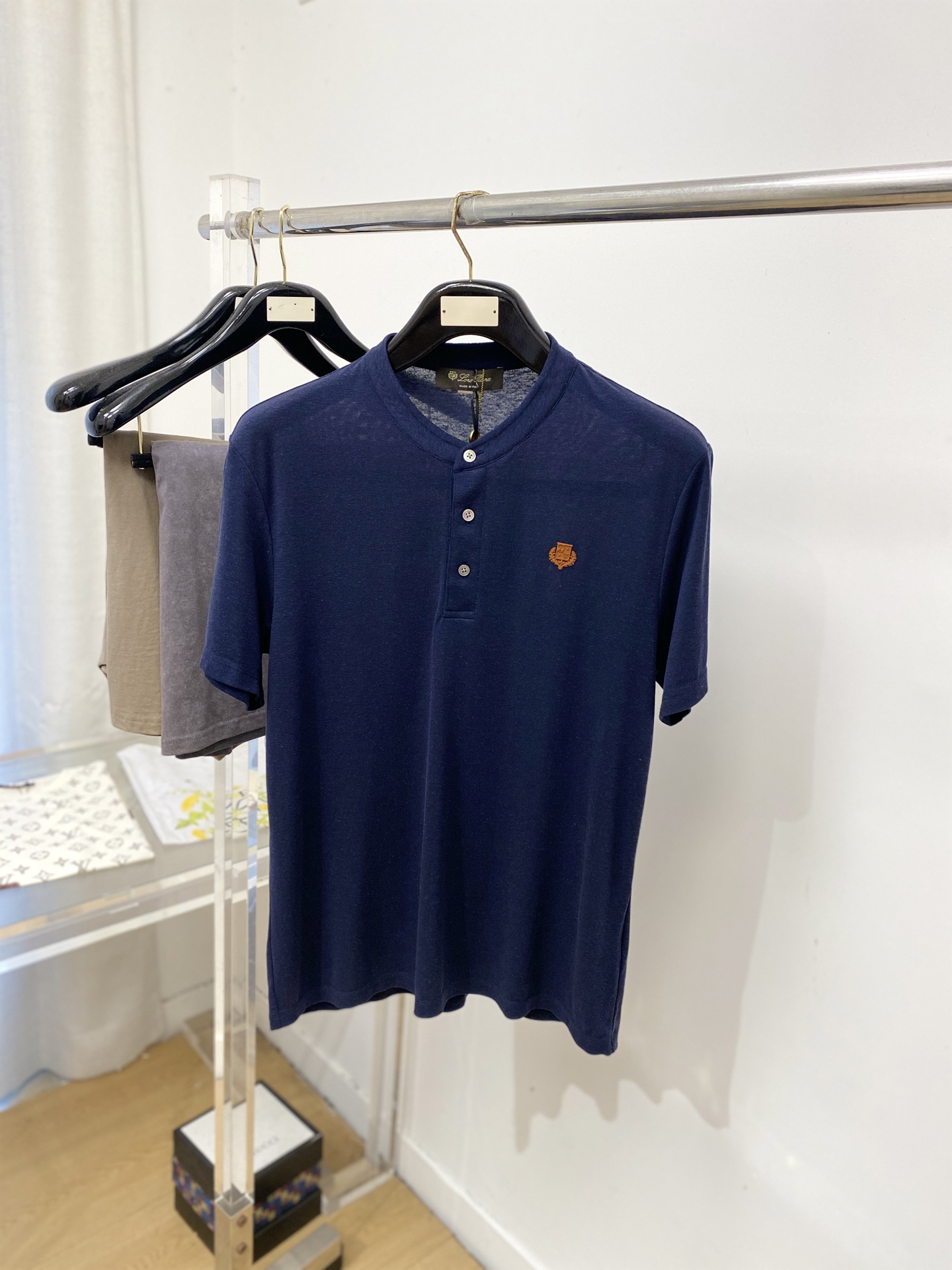 Loro Piana、2026新品短袖T恤，帅气时尚，胸前顶级印胶图案Logo，简约百搭款。面料棉 不仅