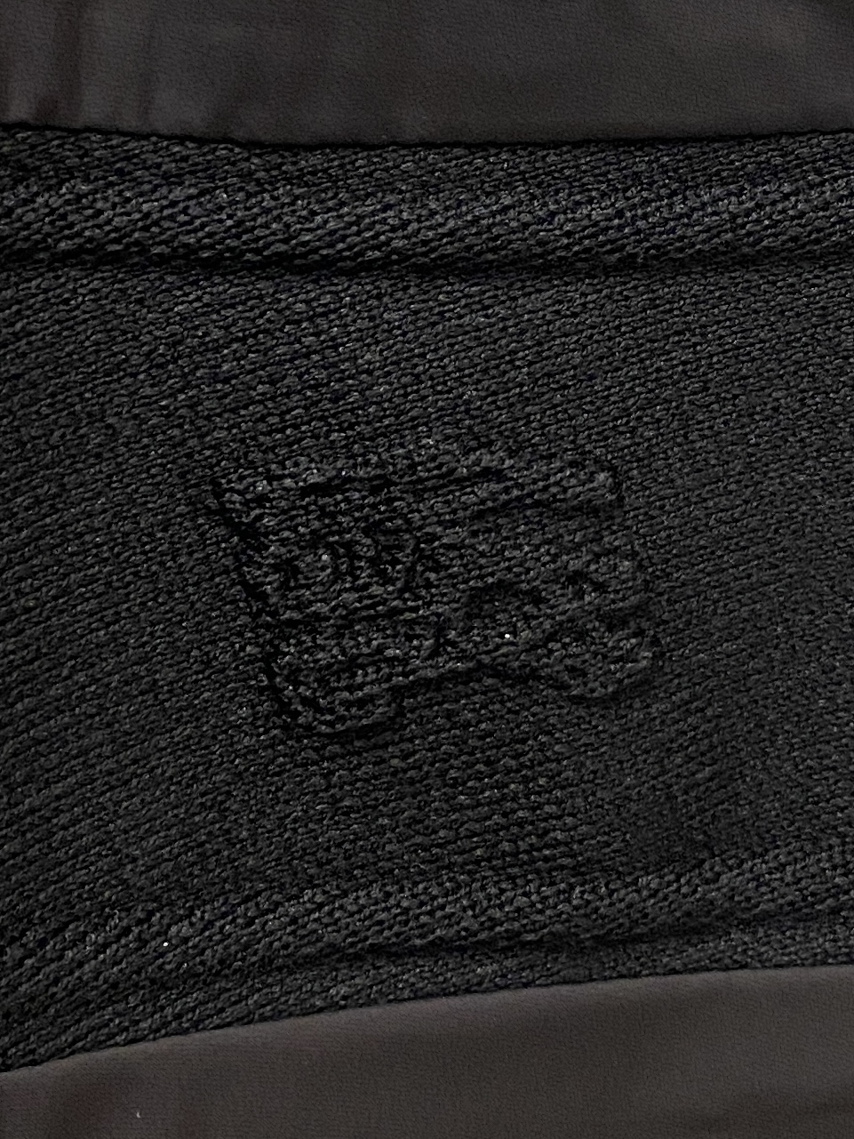 巴宝莉、2026爆款休闲短裤 高弹显瘦必爆简约百搭爆款，做工精细，每一针都看得到用心，超多明星网红最爱 