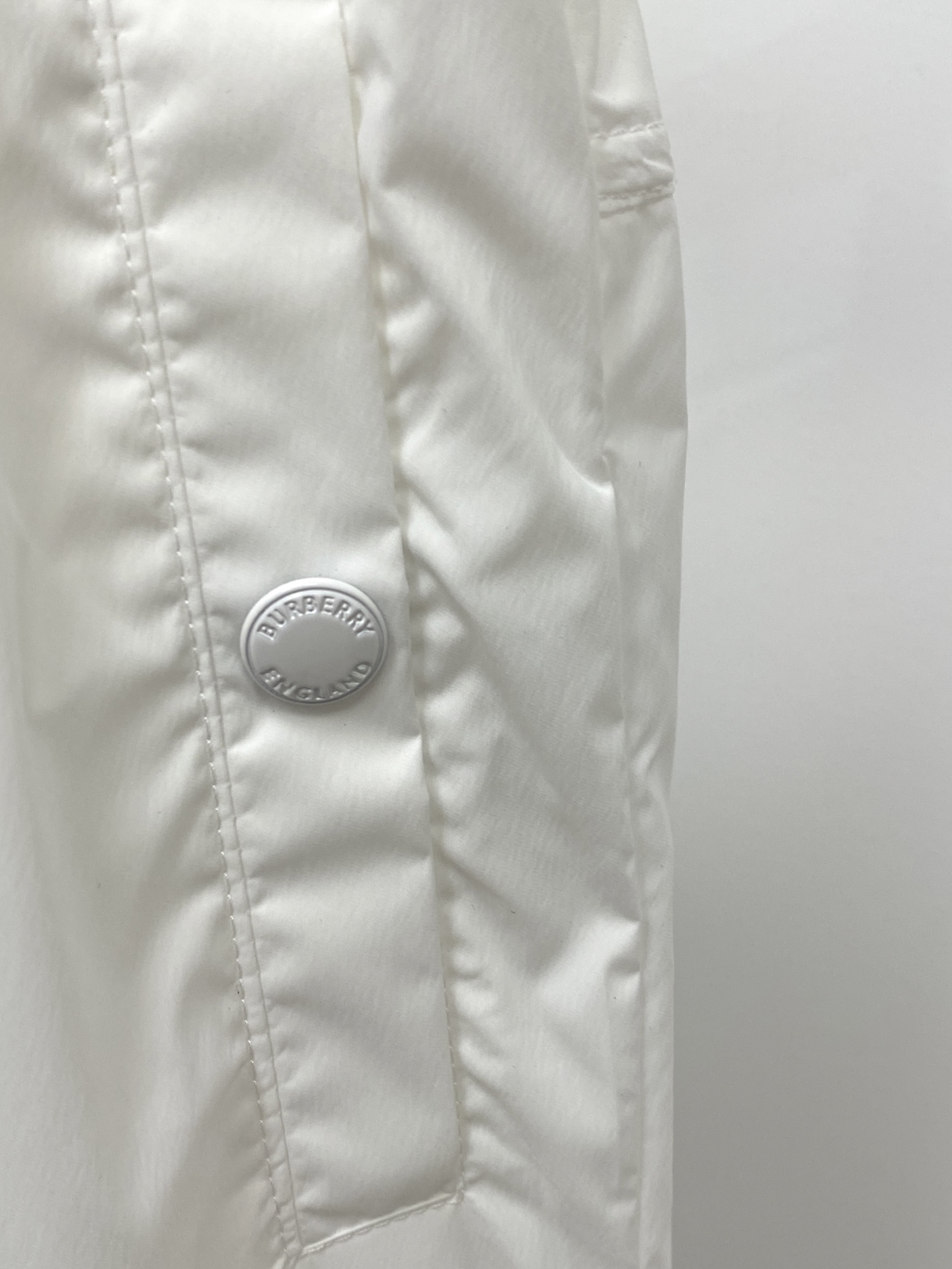 巴宝莉、2026爆款休闲短裤 高弹显瘦必爆简约百搭爆款，做工精细，每一针都看得到用心，超多明星网红最爱 