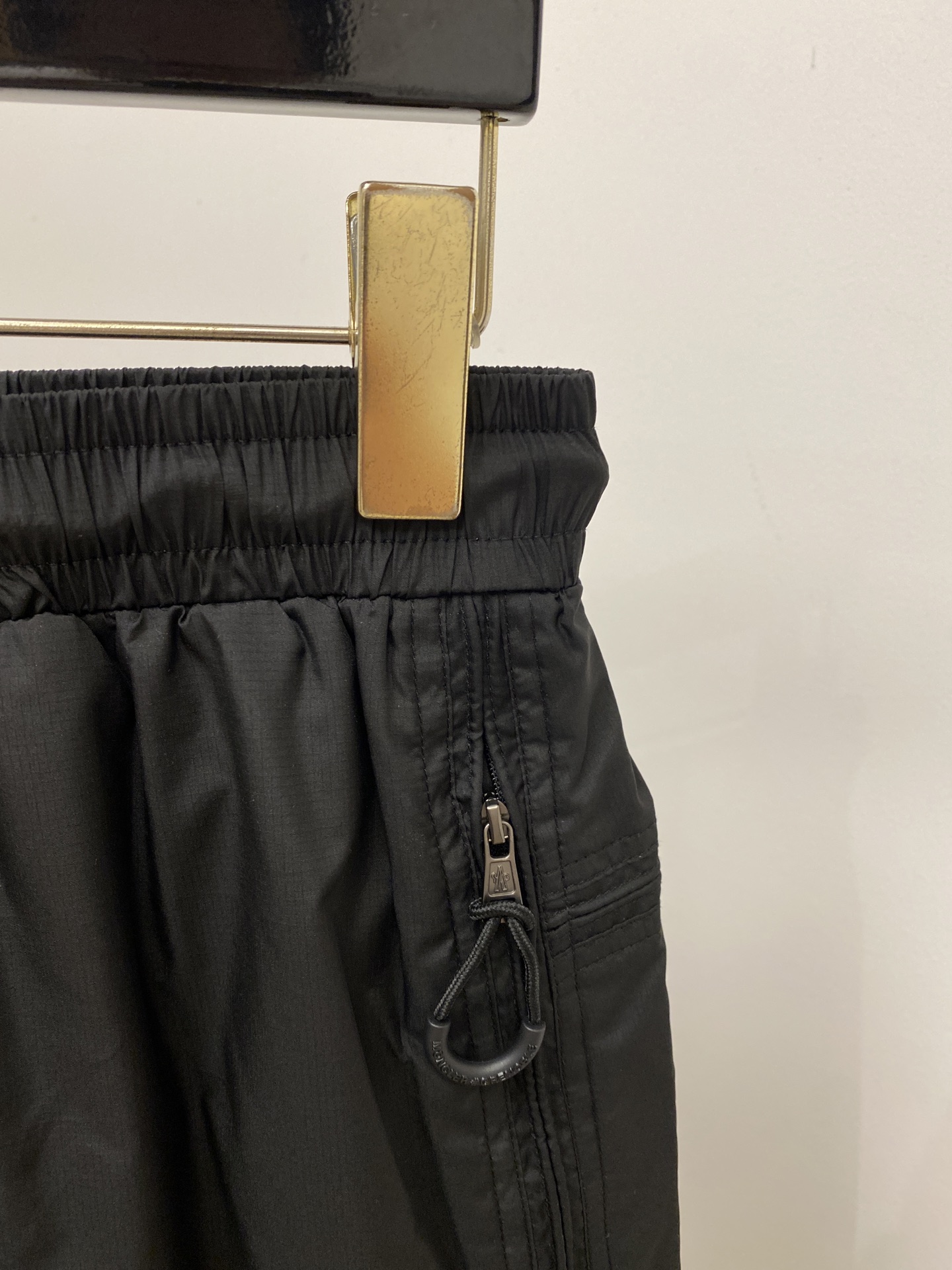 蒙口、2026爆款休闲短裤 高弹显瘦必爆简约百搭爆款，做工精细，每一针都看得到用心，超多明星网红最爱 拉