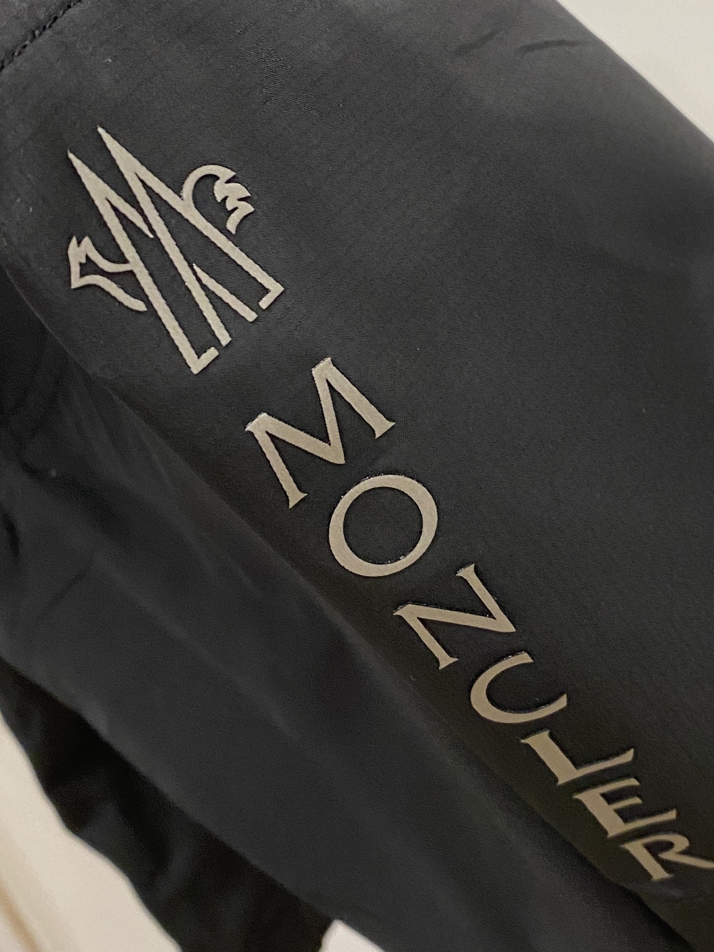 蒙口、2026爆款休闲短裤 高弹显瘦必爆简约百搭爆款，做工精细，每一针都看得到用心，超多明星网红最爱 拉