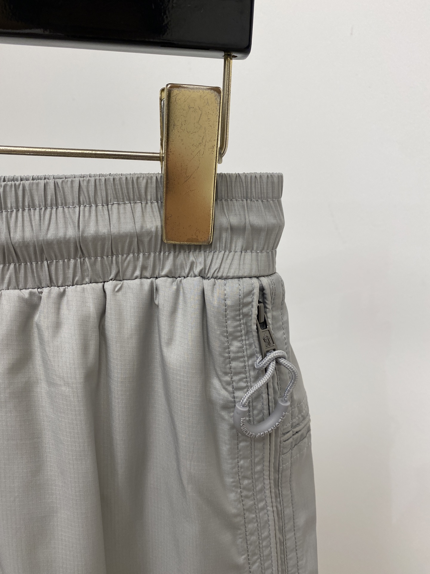 蒙口、2026爆款休闲短裤 高弹显瘦必爆简约百搭爆款，做工精细，每一针都看得到用心，超多明星网红最爱 拉