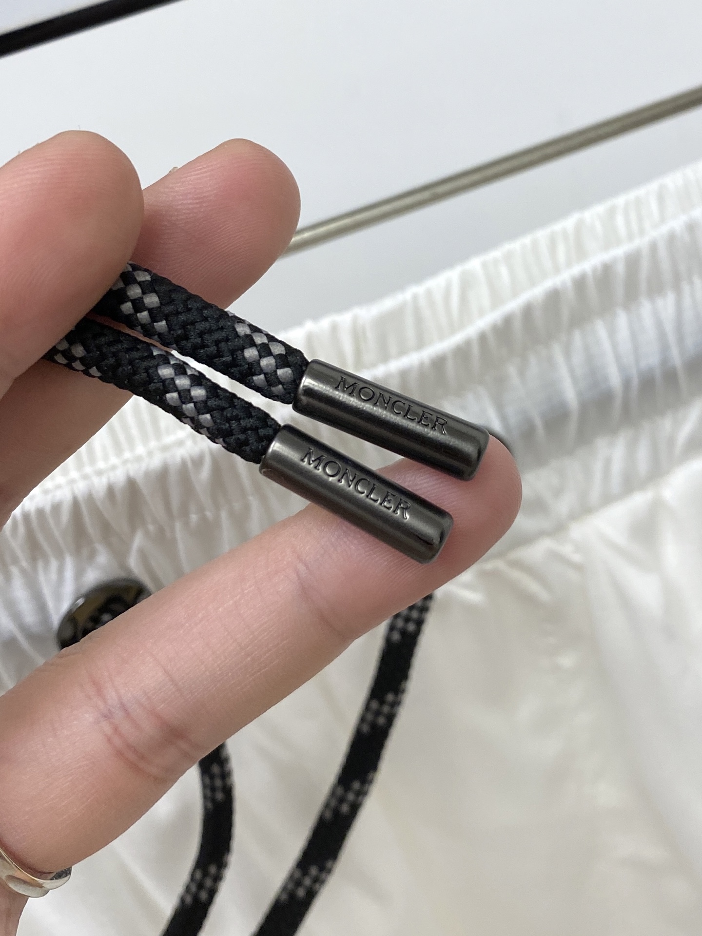 蒙口、2026爆款休闲短裤 高弹显瘦必爆简约百搭爆款，做工精细，每一针都看得到用心，超多明星网红最爱 拉