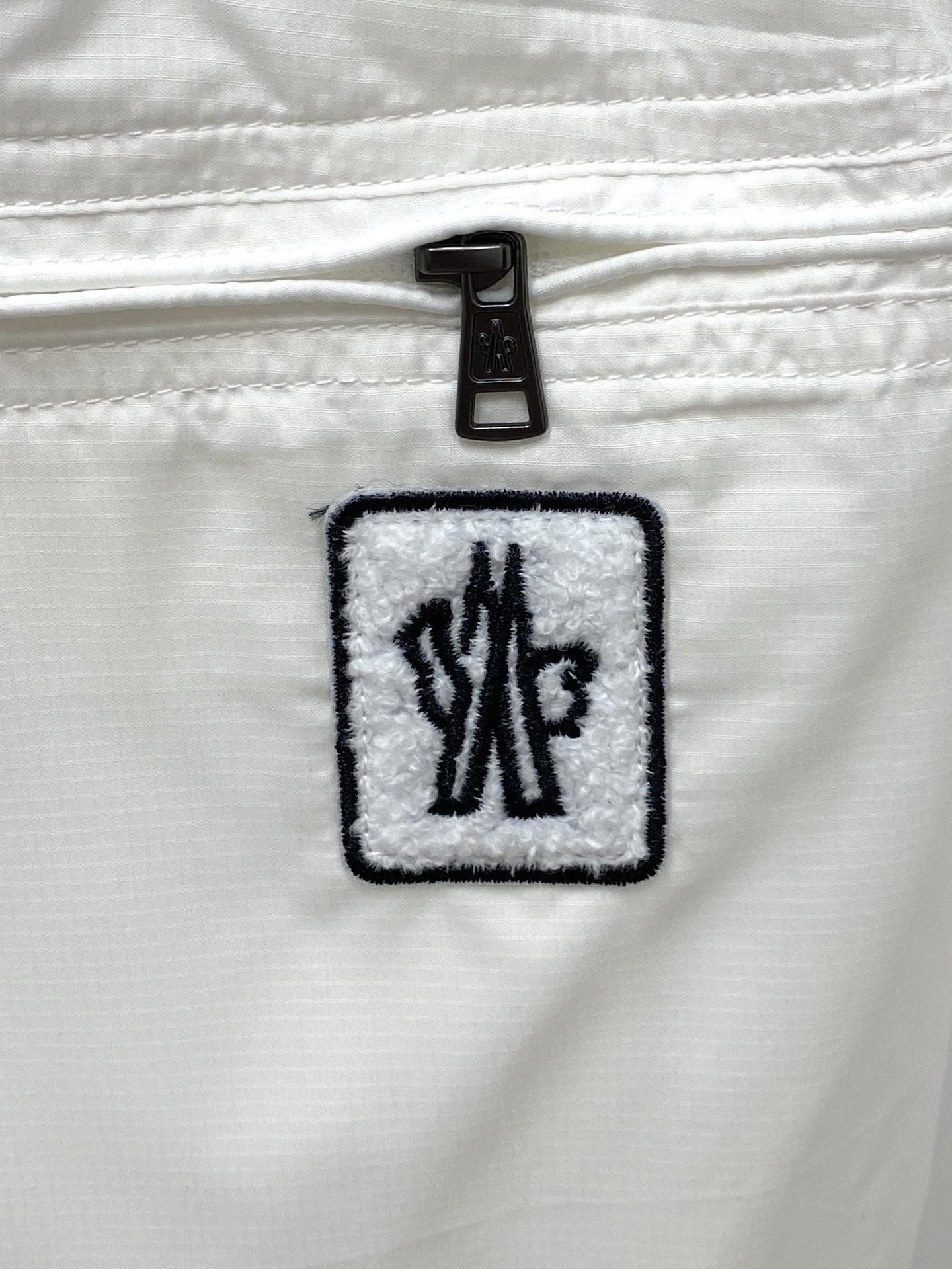 蒙口、2026爆款休闲短裤 高弹显瘦必爆简约百搭爆款，做工精细，每一针都看得到用心，超多明星网红最爱 拉