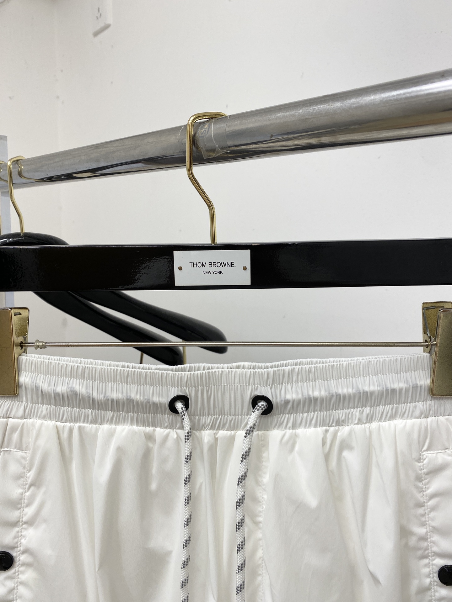 芬迪、2026爆款休闲短裤 高弹显瘦必爆简约百搭爆款，做工精细，每一针都看得到用心，超多明星网红最爱 拉