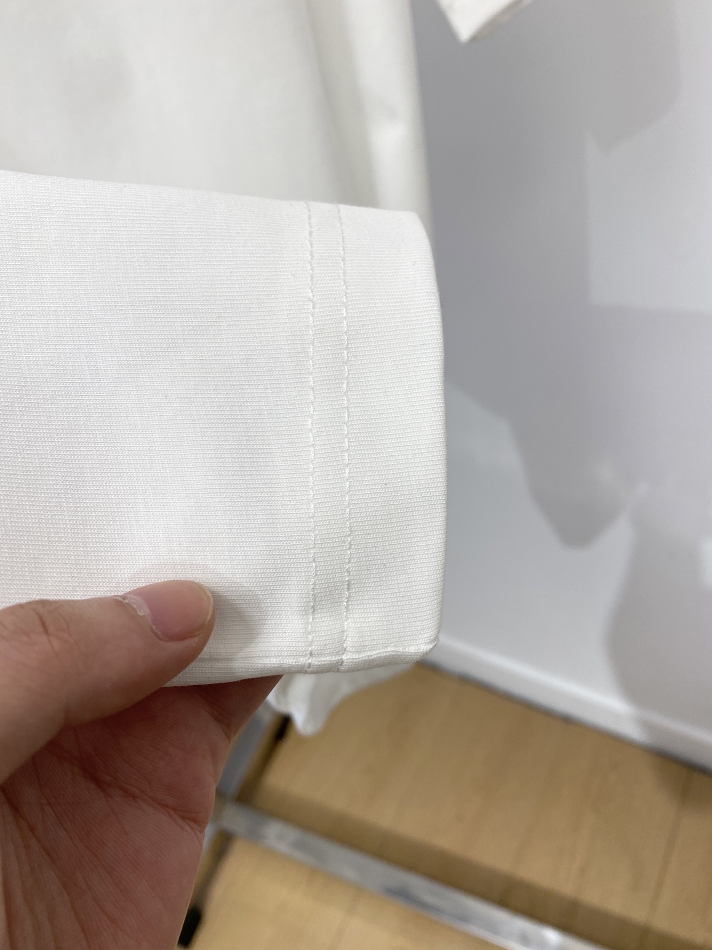 JIL SANDER 时尚潮牌、2026新品短袖T恤，帅气时尚，简约百搭款。胸前顶级印胶字母logo，面