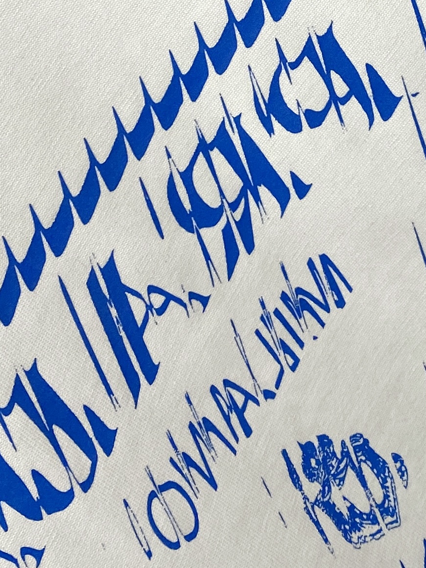 普拉达、2026新品短袖T恤，帅气时尚，简约百搭款。胸前顶级印花字母logo，面料棉 不仅挺括，保持潮流