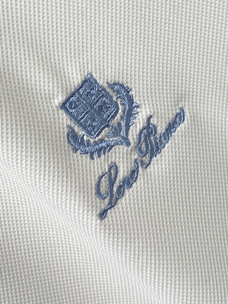 Loro Piana、2026新品短袖T恤，帅气时尚，简约百搭款。胸前精致刺绣图案字母Logo，面料棉 