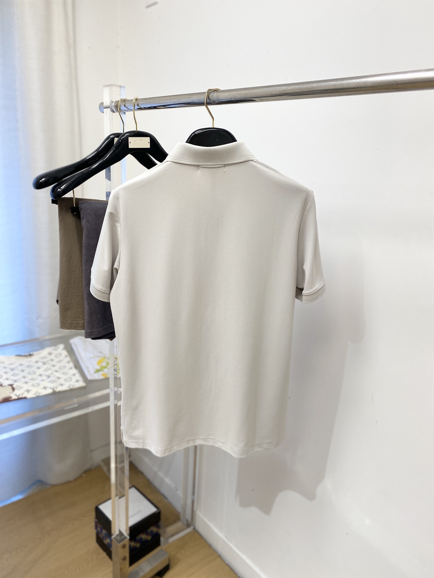 Brunello Cucinelli、2026新品短袖T恤，帅气时尚，简约百搭款。胸前精致刺绣图案log