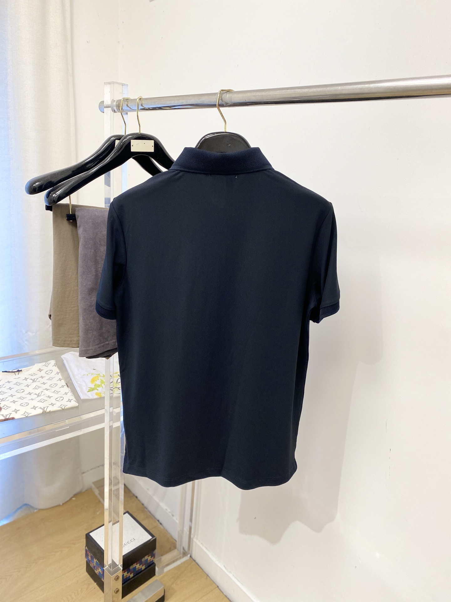 Brunello Cucinelli、2026新品短袖T恤，帅气时尚，简约百搭款。胸前精致刺绣图案log