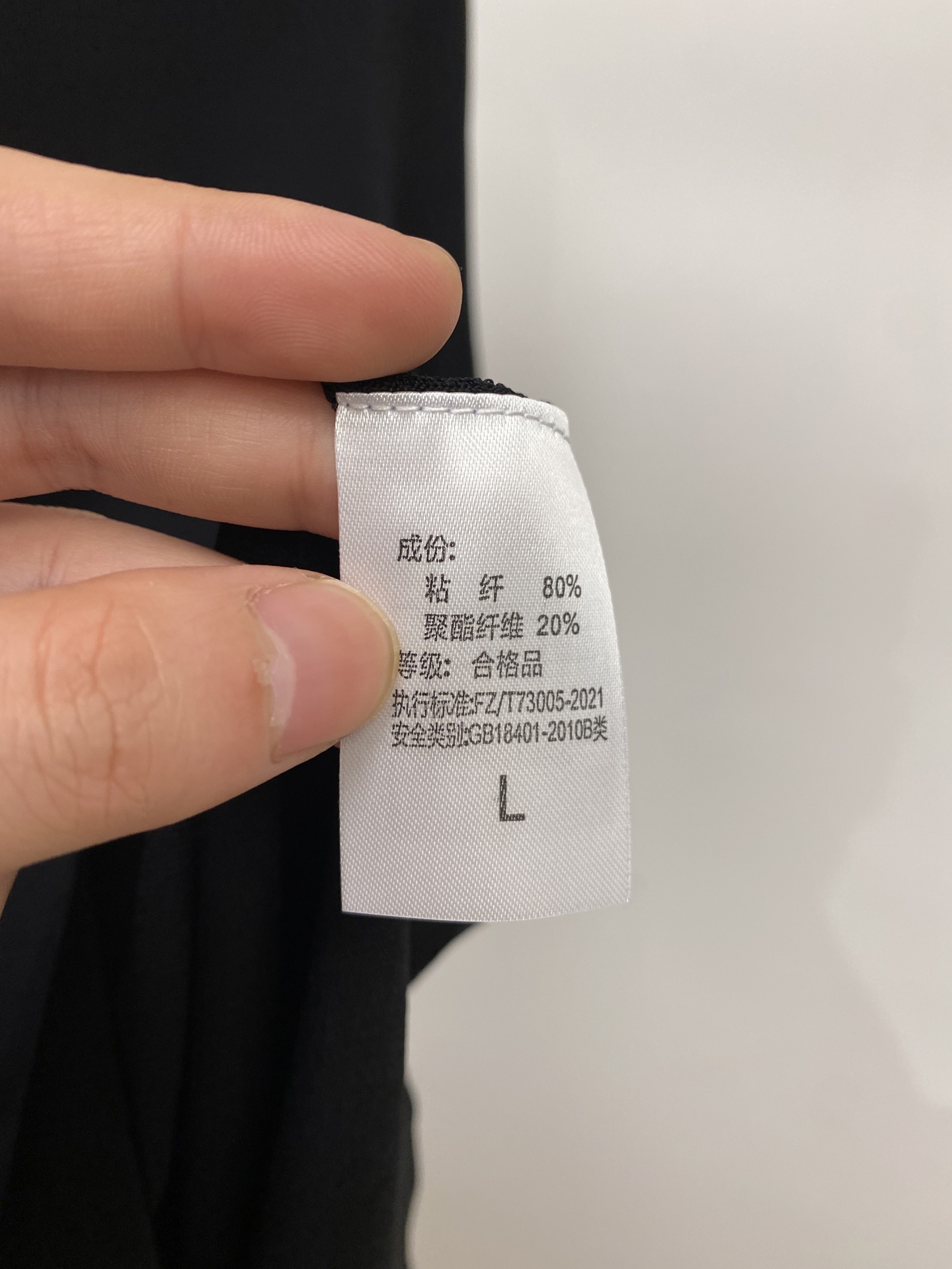 ￼ Brunello Cucinelli、2026新品短袖T恤，帅气时尚，简约百搭款。胸前精致刺绣图案l