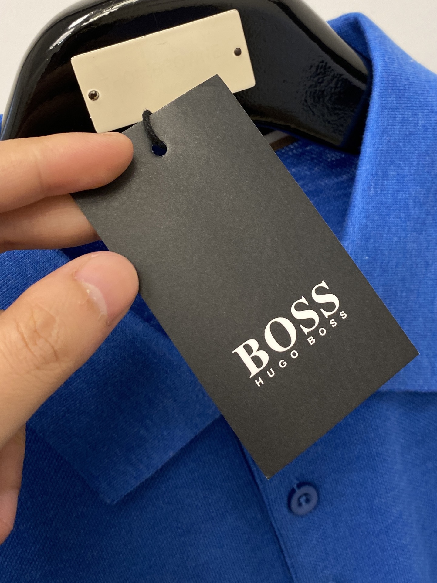 BOSS、2026新品短袖T恤，帅气时尚，胸前设计凹凸字母logo，简约百搭款。面料棉 不仅挺括，保持潮