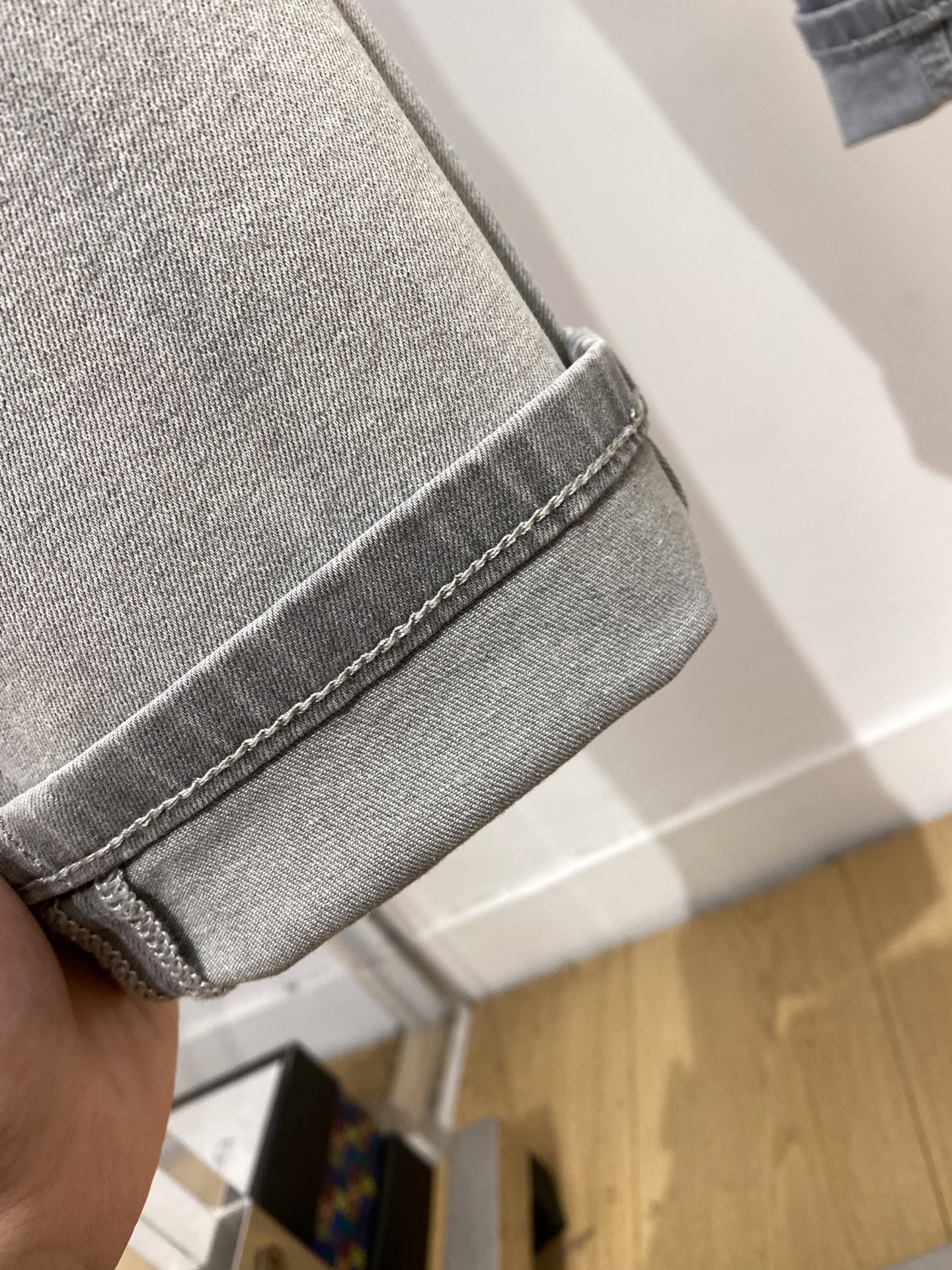 Loro Piana、2026最新品，专柜同步有售，原单狠货，水洗休闲牛仔裤，进口原版水洗弹力面料，舒适
