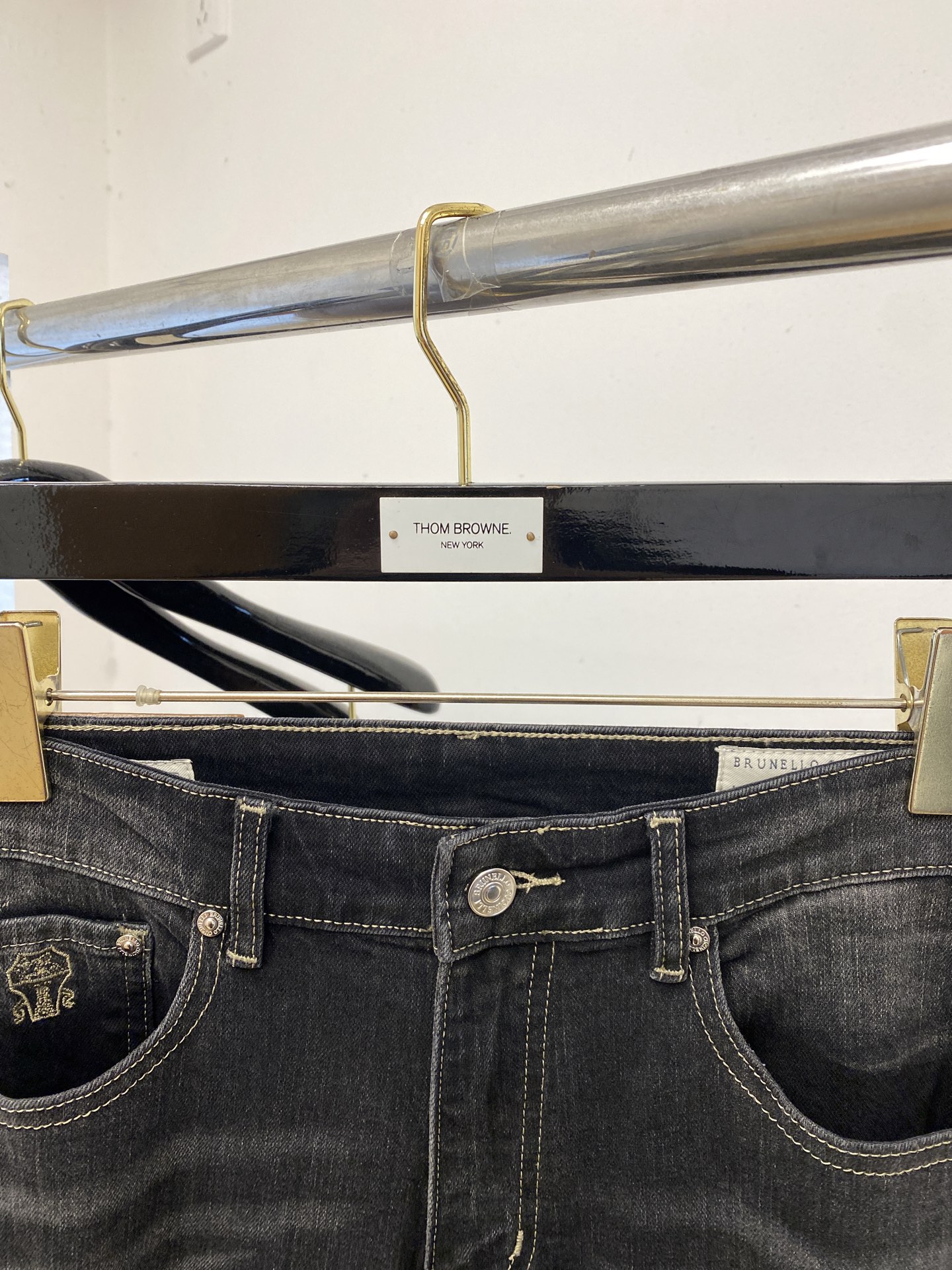 Brunello Cucinelli、2026最新品，专柜同步有售，原单狠货，水洗休闲牛仔裤，进口原版水