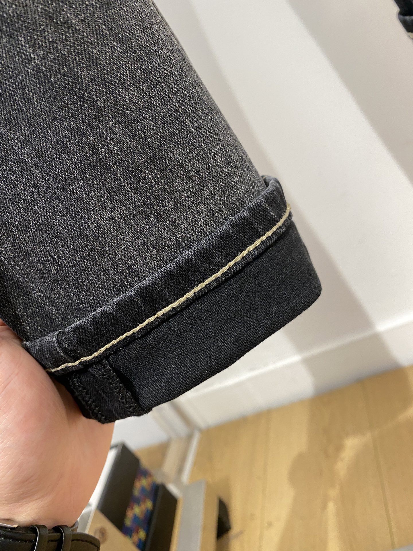 Brunello Cucinelli、2026最新品，专柜同步有售，原单狠货，水洗休闲牛仔裤，进口原版水