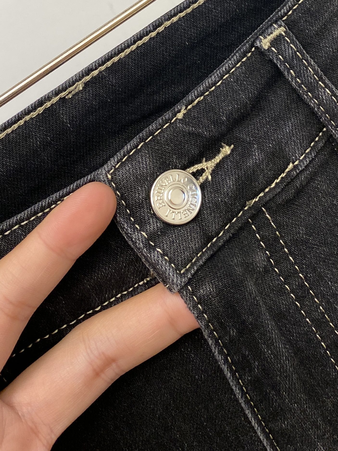 Brunello Cucinelli、2026最新品，专柜同步有售，原单狠货，水洗休闲牛仔裤，进口原版水
