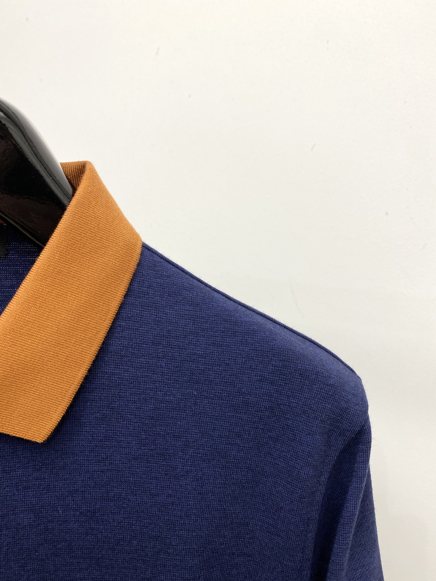 Loro Piana、2026新品短袖T恤，帅气时尚，胸前顶级印胶字母logo，简约百搭款。面料棉 不仅