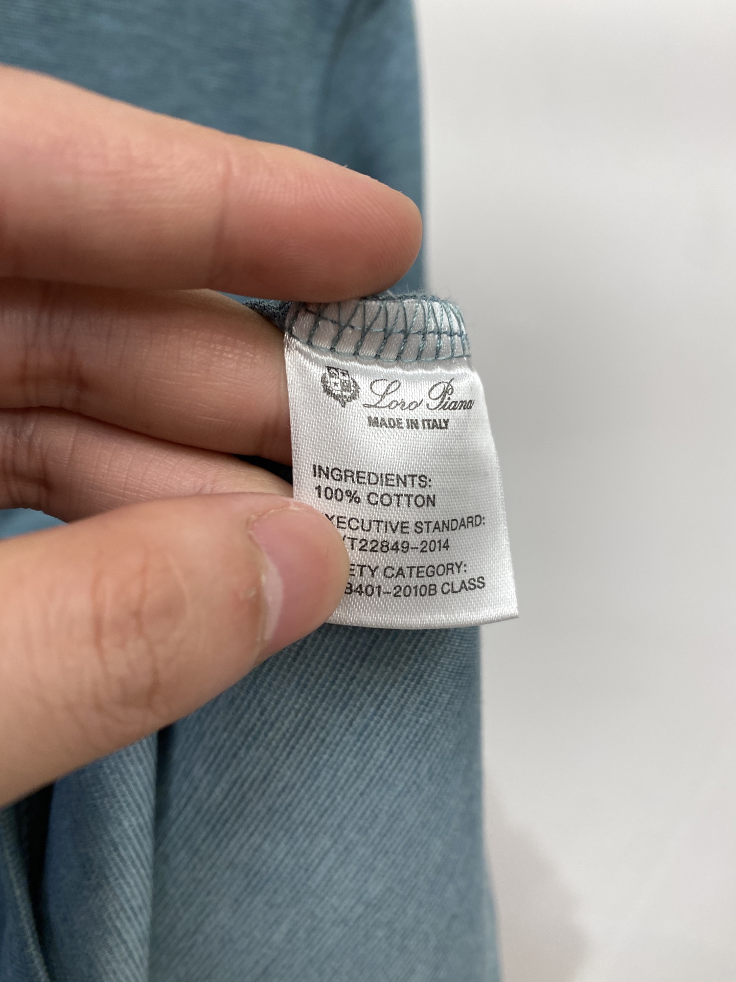 Loro Piana、2026新品短袖T恤，帅气时尚，胸前顶级印胶字母logo，简约百搭款。面料棉 不仅