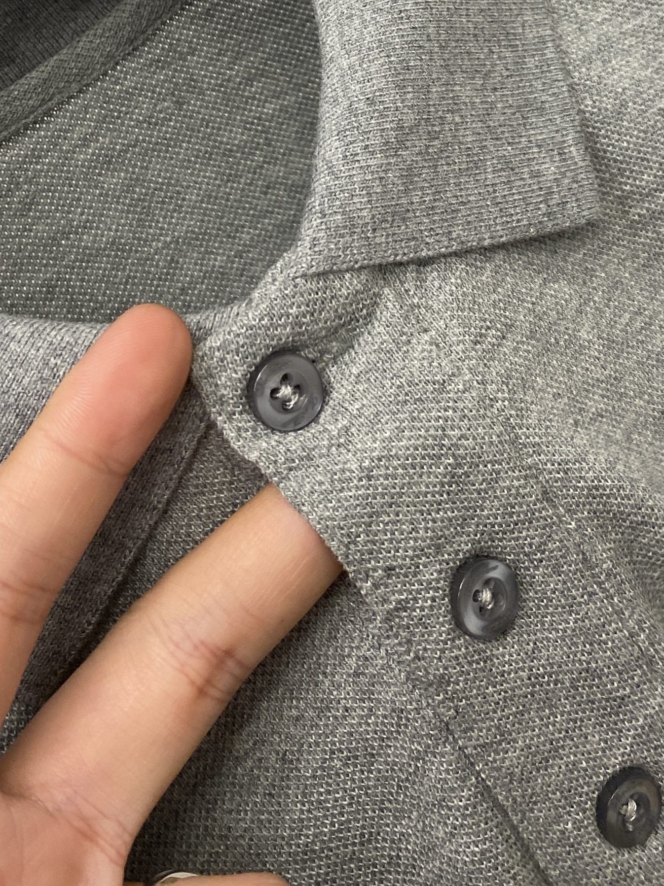 Loro Piana、2026新品短袖T恤，帅气时尚，胸前精致刺绣字母logo，简约百搭款。面料棉 不仅