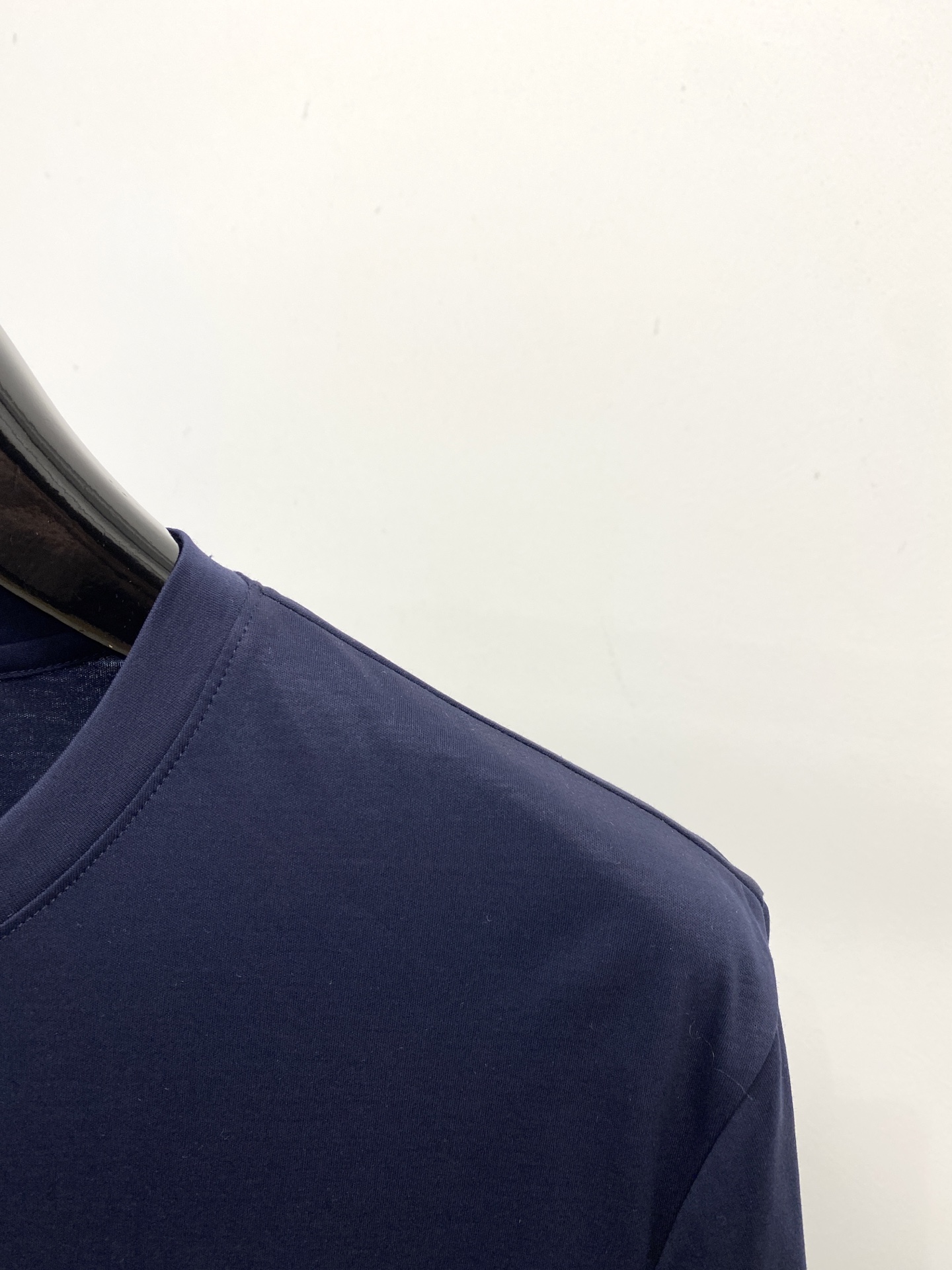 Loro Piana、2026新品短袖T恤，帅气时尚，胸前顶级印胶字母logo，简约百搭款。面料棉 不仅
