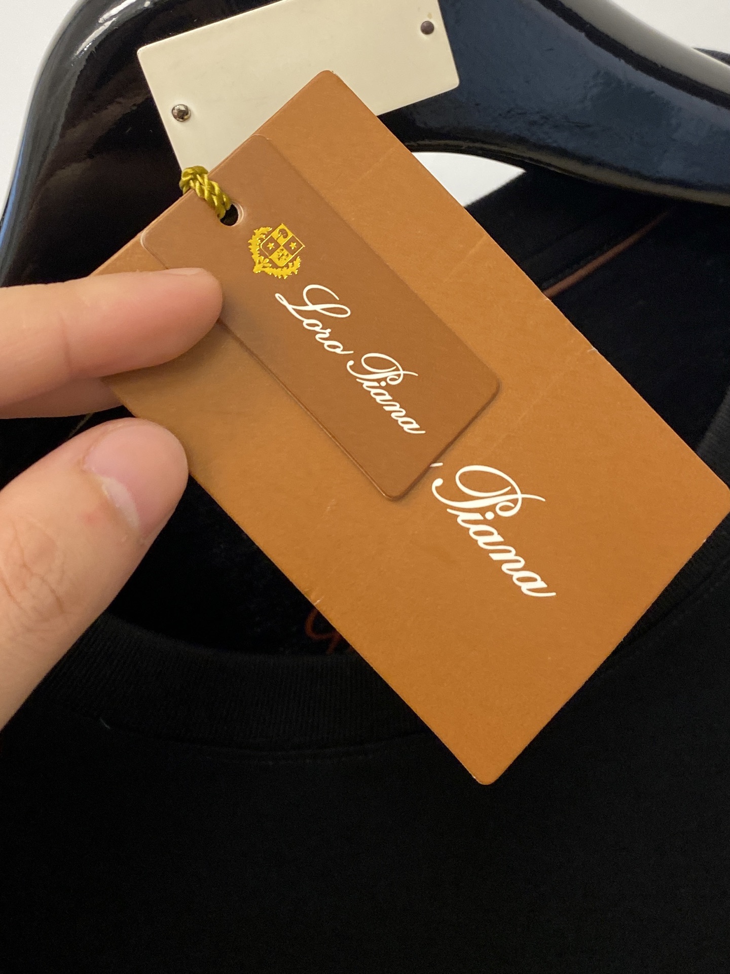 Loro Piana、2026新品短袖T恤，帅气时尚，胸前顶级印胶字母logo，简约百搭款。面料棉 不仅
