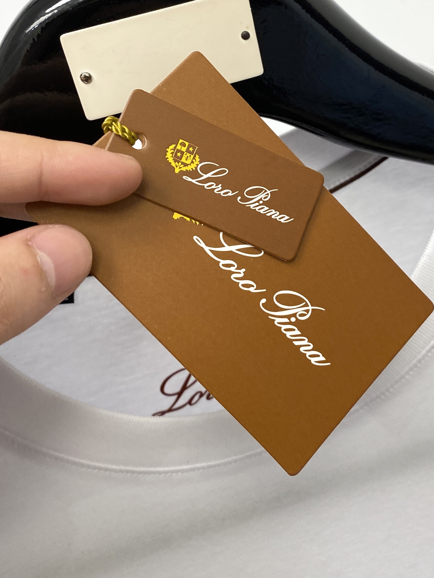 Loro Piana、2026新品短袖T恤，帅气时尚，胸前顶级印胶字母logo，简约百搭款。面料棉 不仅