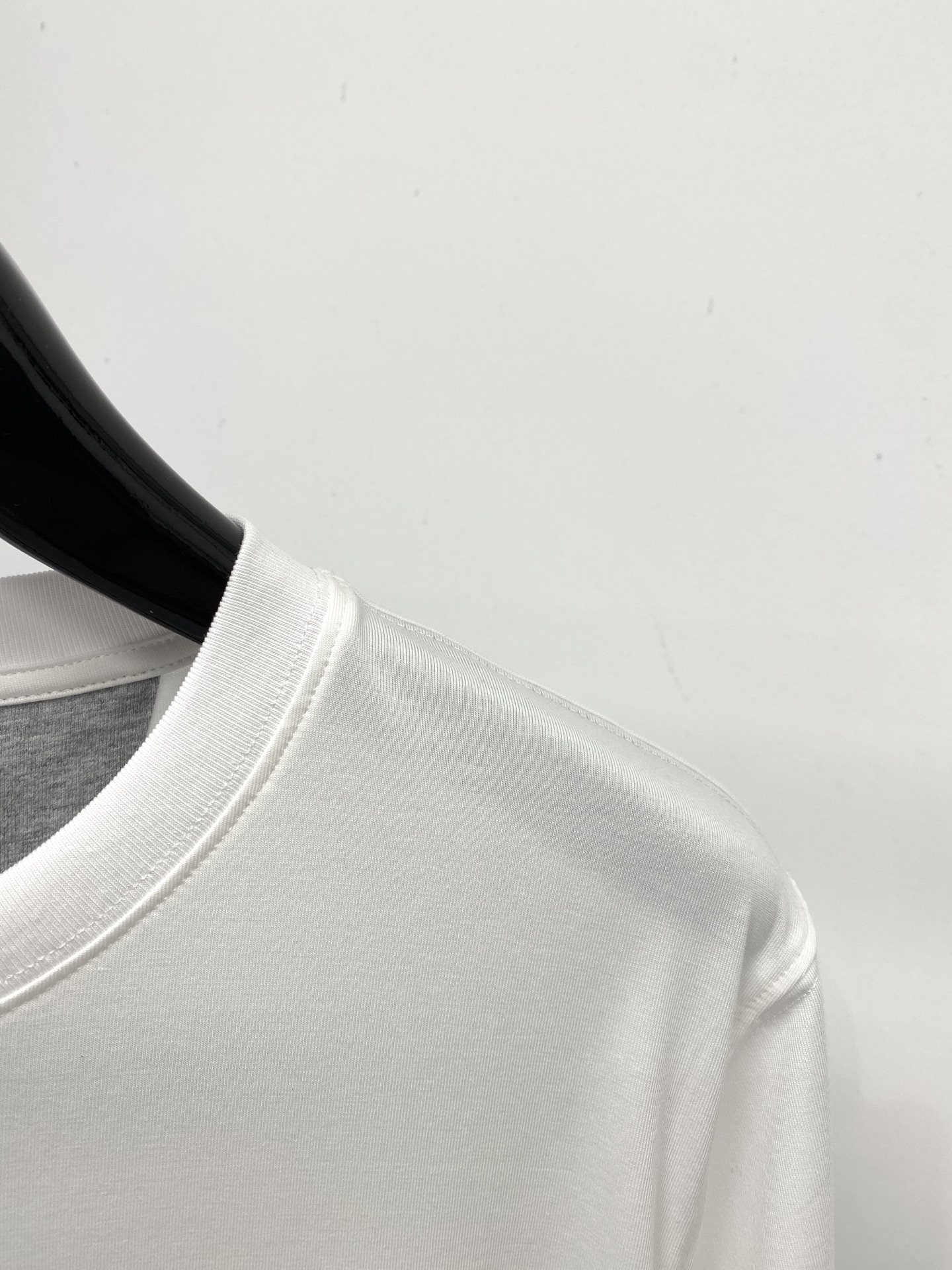 Brunello Cucinelli、2026新品短袖T恤，帅气时尚，胸前顶级印花图案logo，简约百搭