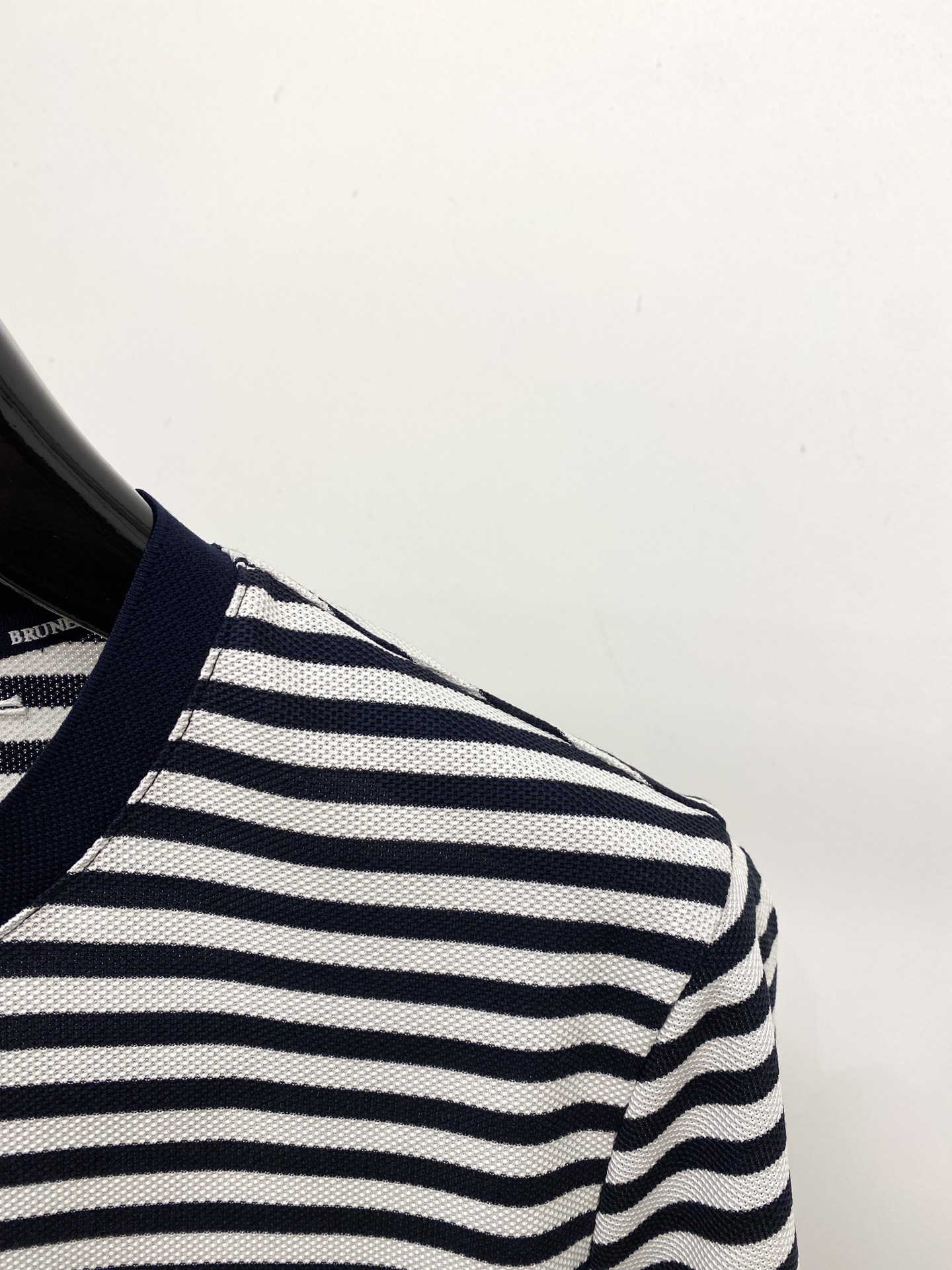 Brunello Cucinelli、2026新品短袖T恤，帅气时尚，胸前精致刺绣图案logo，简约百搭