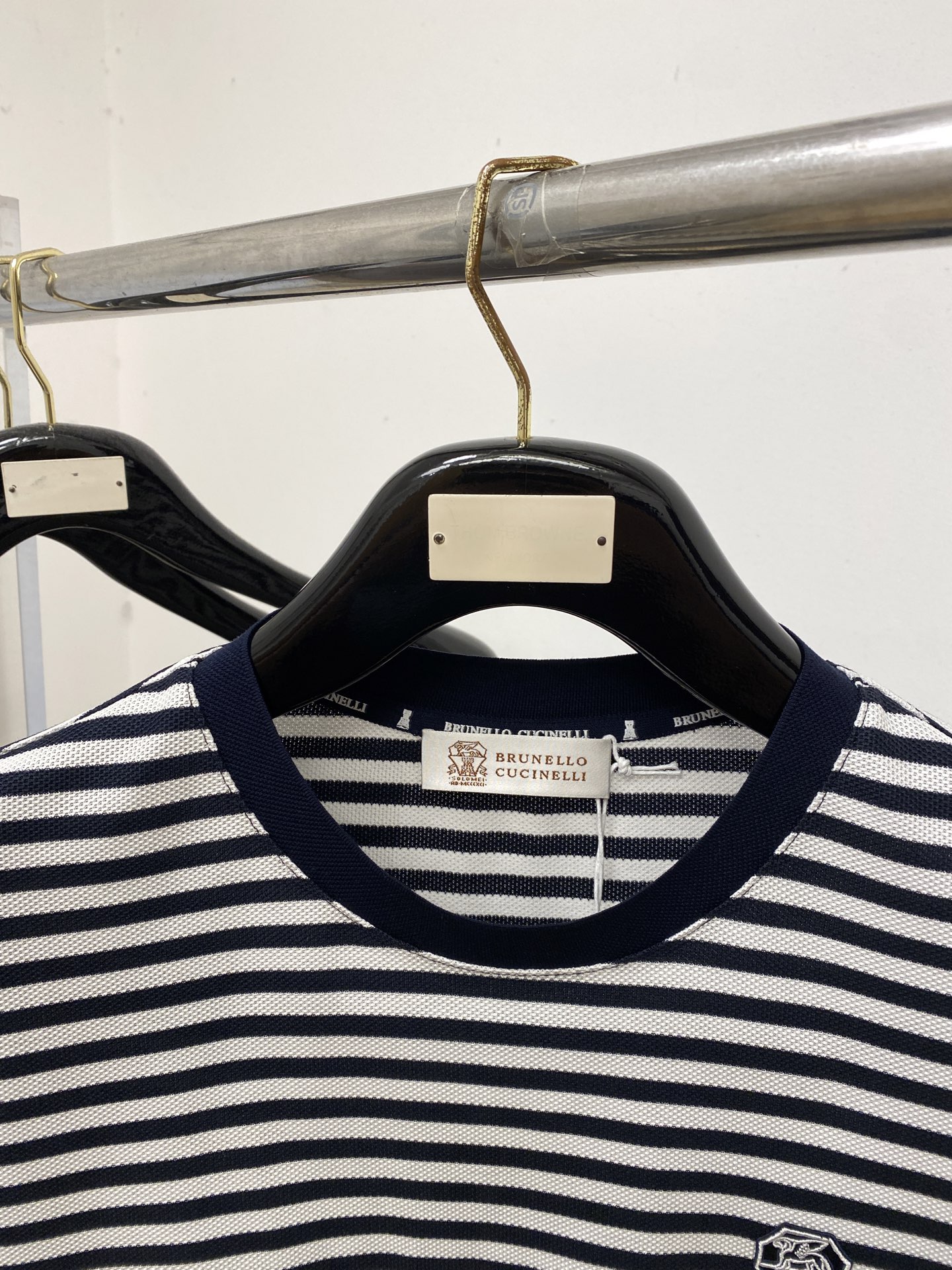 Brunello Cucinelli、2026新品短袖T恤，帅气时尚，胸前精致刺绣图案logo，简约百搭
