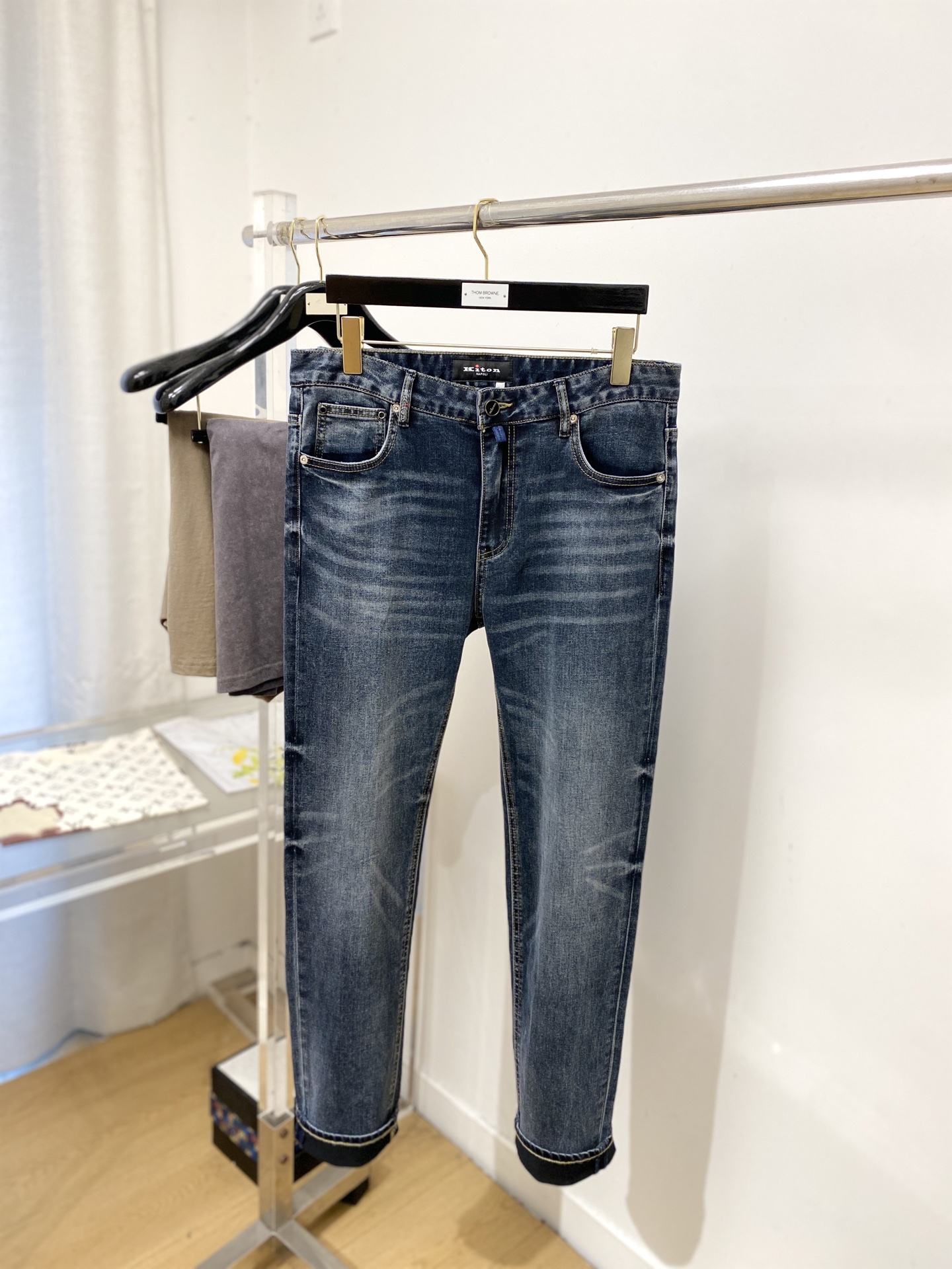 Kiton、2026最新品，专柜同步有售，原单狠货，水洗休闲牛仔裤，进口原版水洗弹力面料，舒适有弹性，原