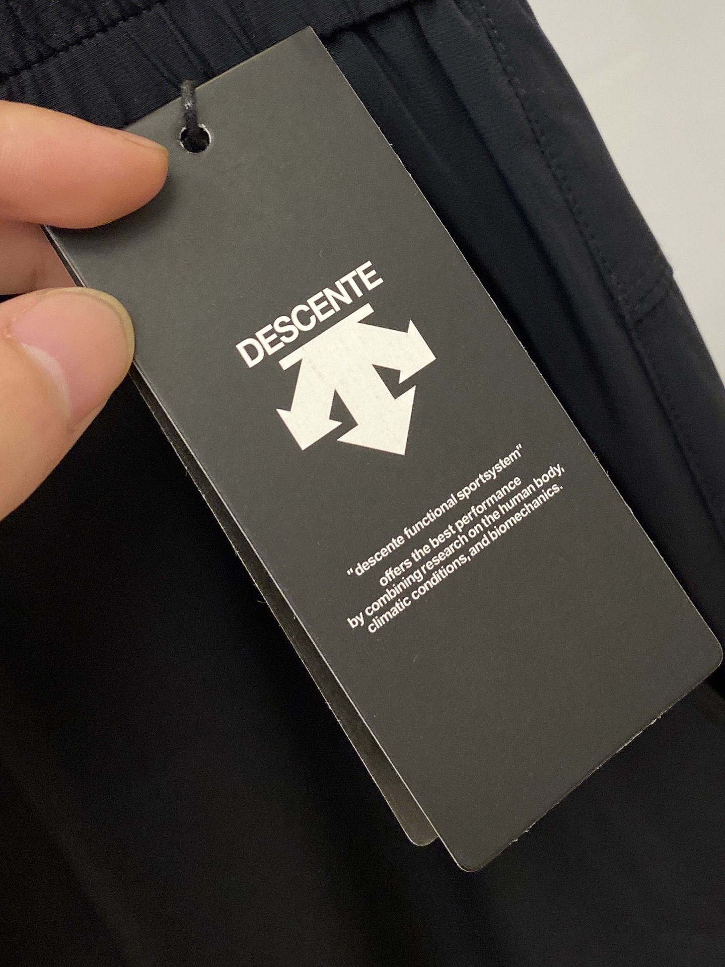 DESCENTE迪桑特、2026爆款休闲裤 高弹显瘦必爆简约百搭爆款，做工精细，每一针都看得到用心，超多