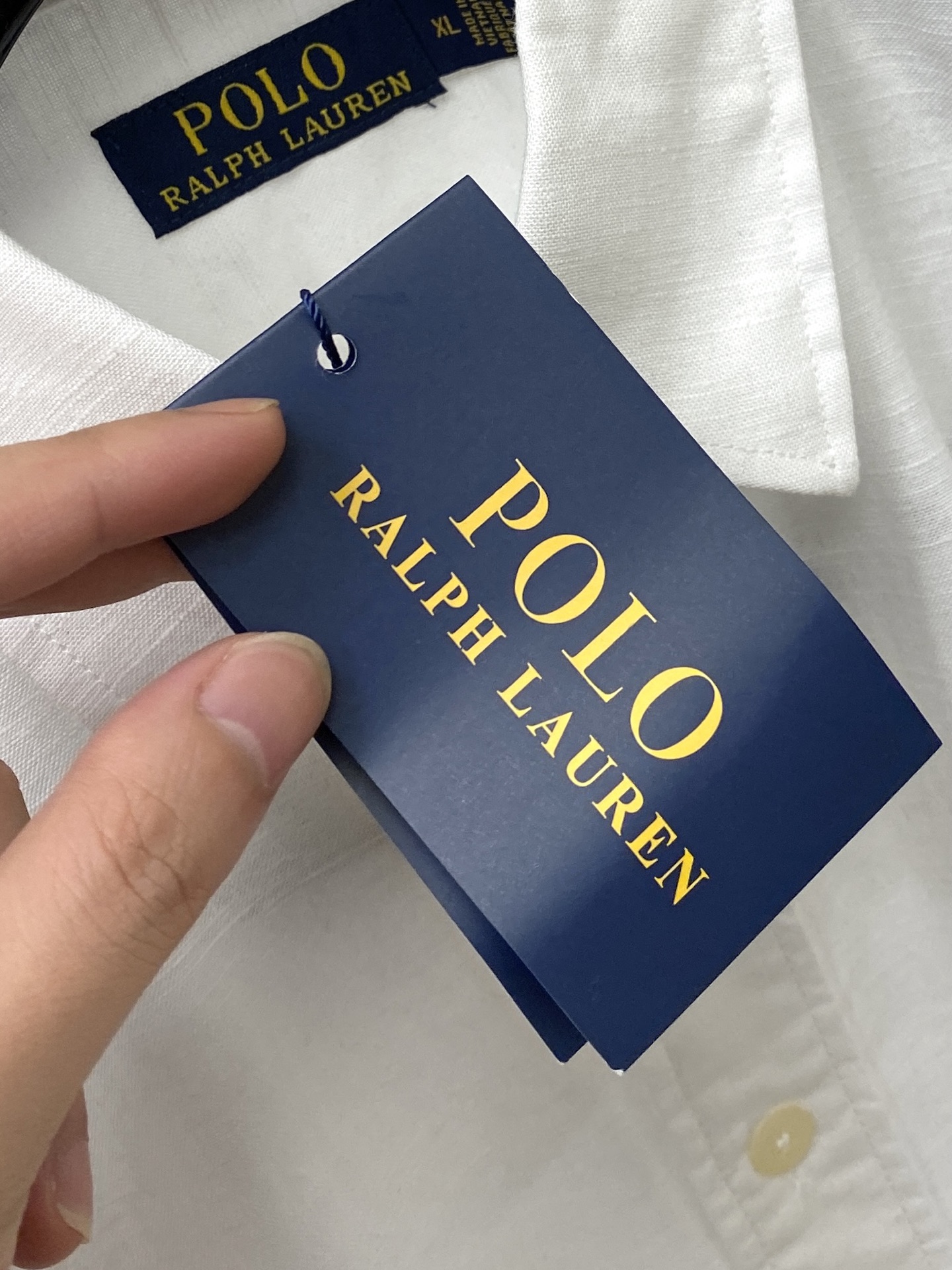 ￼POLO、2026新品短袖衬衫，时尚帅气，简约百搭款，定制原版面料，不仅挺括，保持潮流的廓形，又穿着舒