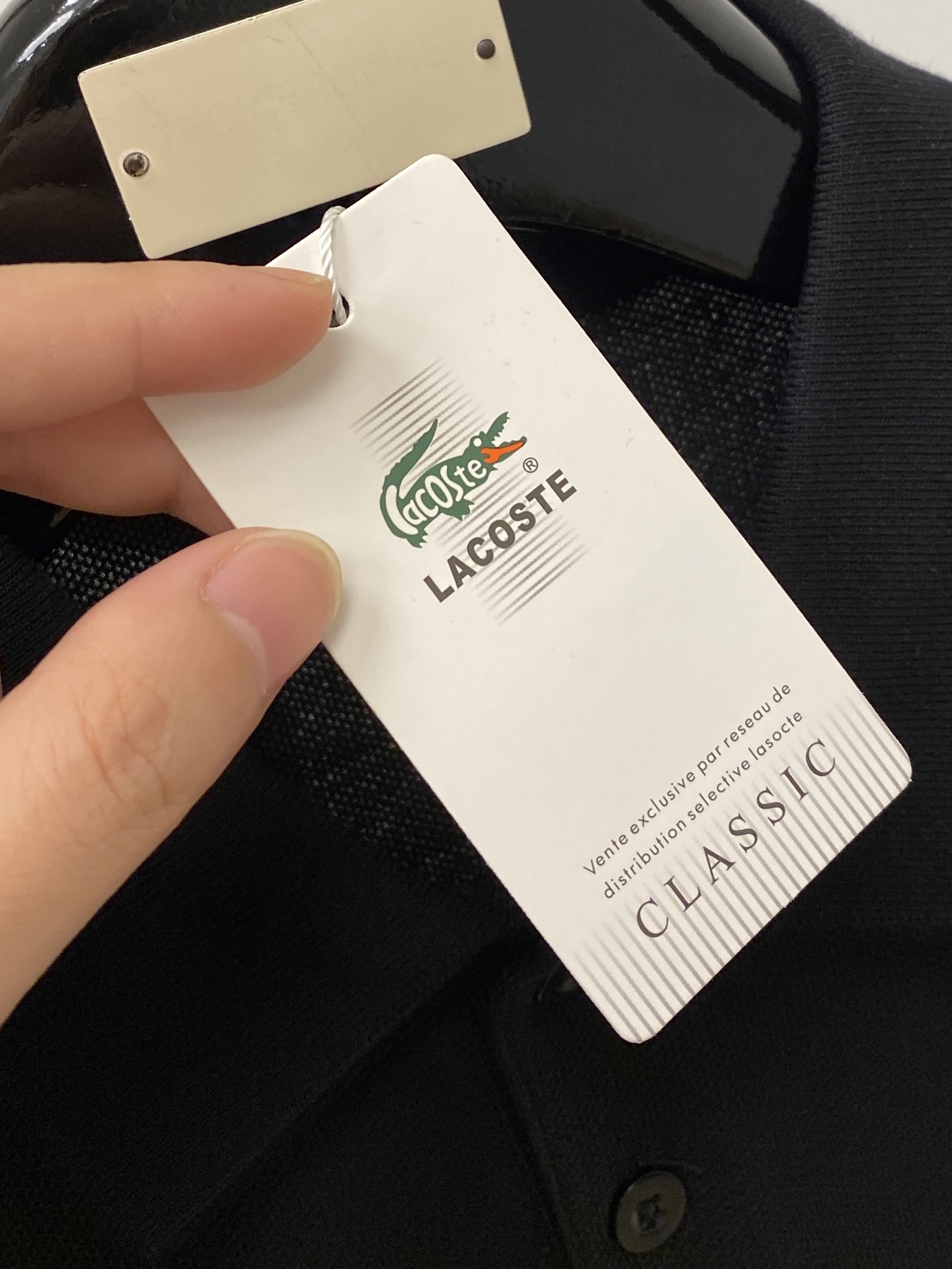 LACOSTE 时尚潮牌、2026新品短袖T恤，帅气时尚，胸前精致刺绣图案logo，简约百搭款。面料棉 