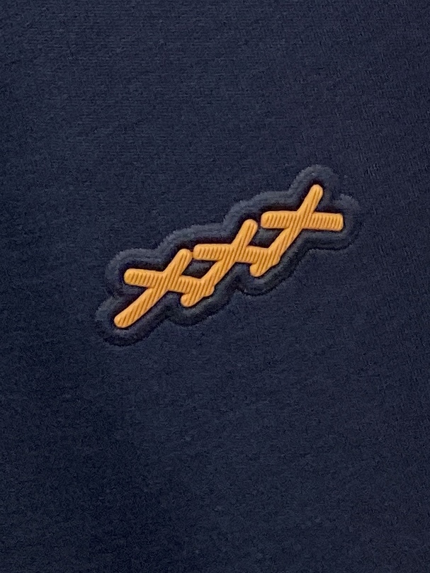 杰尼亚、2026新品短袖T恤，帅气时尚，胸前设计凹凸印胶图案logo，简约百搭款。面料棉 不仅挺括，保持