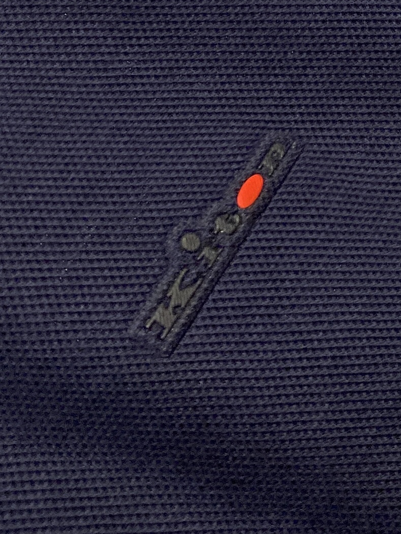 Kiton、2026新品短袖T恤，帅气时尚，胸前顶级凹凸印胶字母logo，简约百搭款。面料棉 不仅挺括，