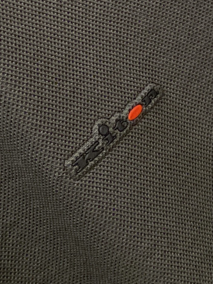 Kiton、2026新品短袖T恤，帅气时尚，胸前顶级凹凸印胶字母logo，简约百搭款。面料棉 不仅挺括，