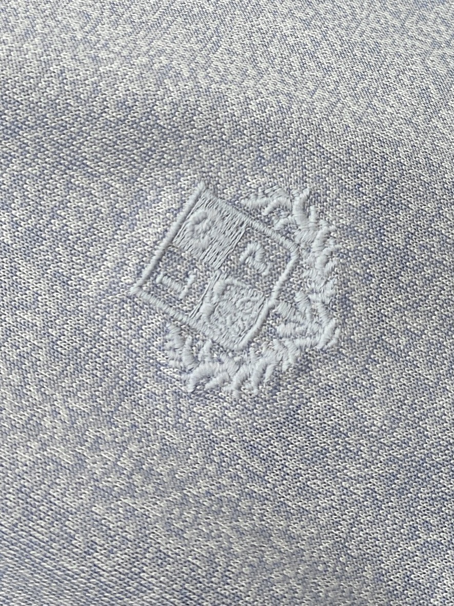 Loro Piana、2026新品短袖T恤，帅气时尚，胸前精致刺绣图案字母logo，简约百搭款。面料棉 