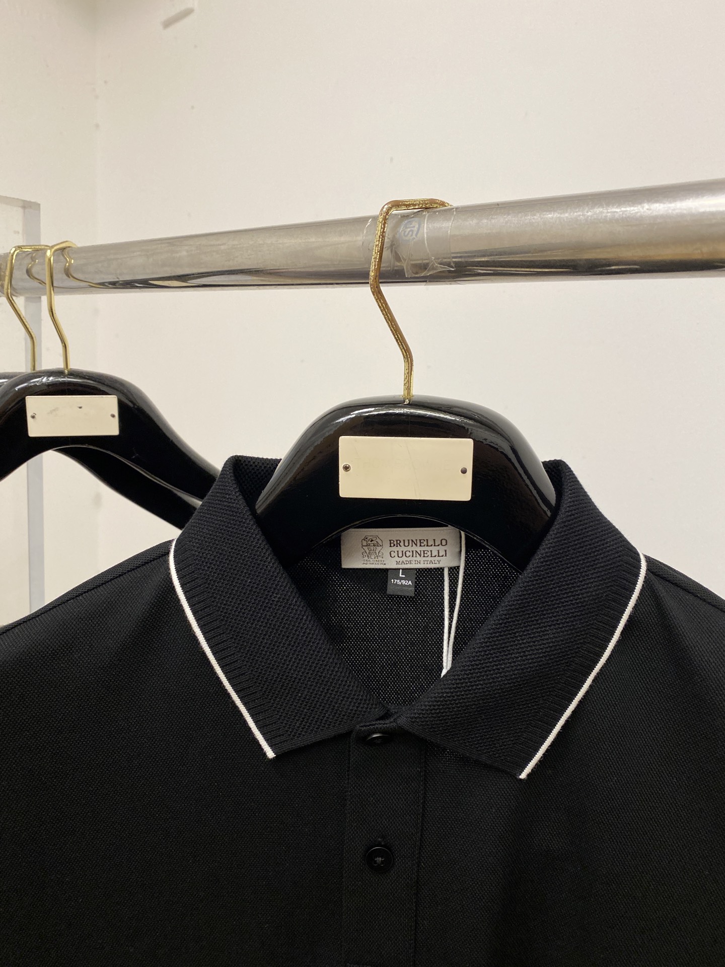￼ Brunello Cucinelli、2026新品短袖T恤，帅气时尚，胸前精致刺绣图案logo，简约