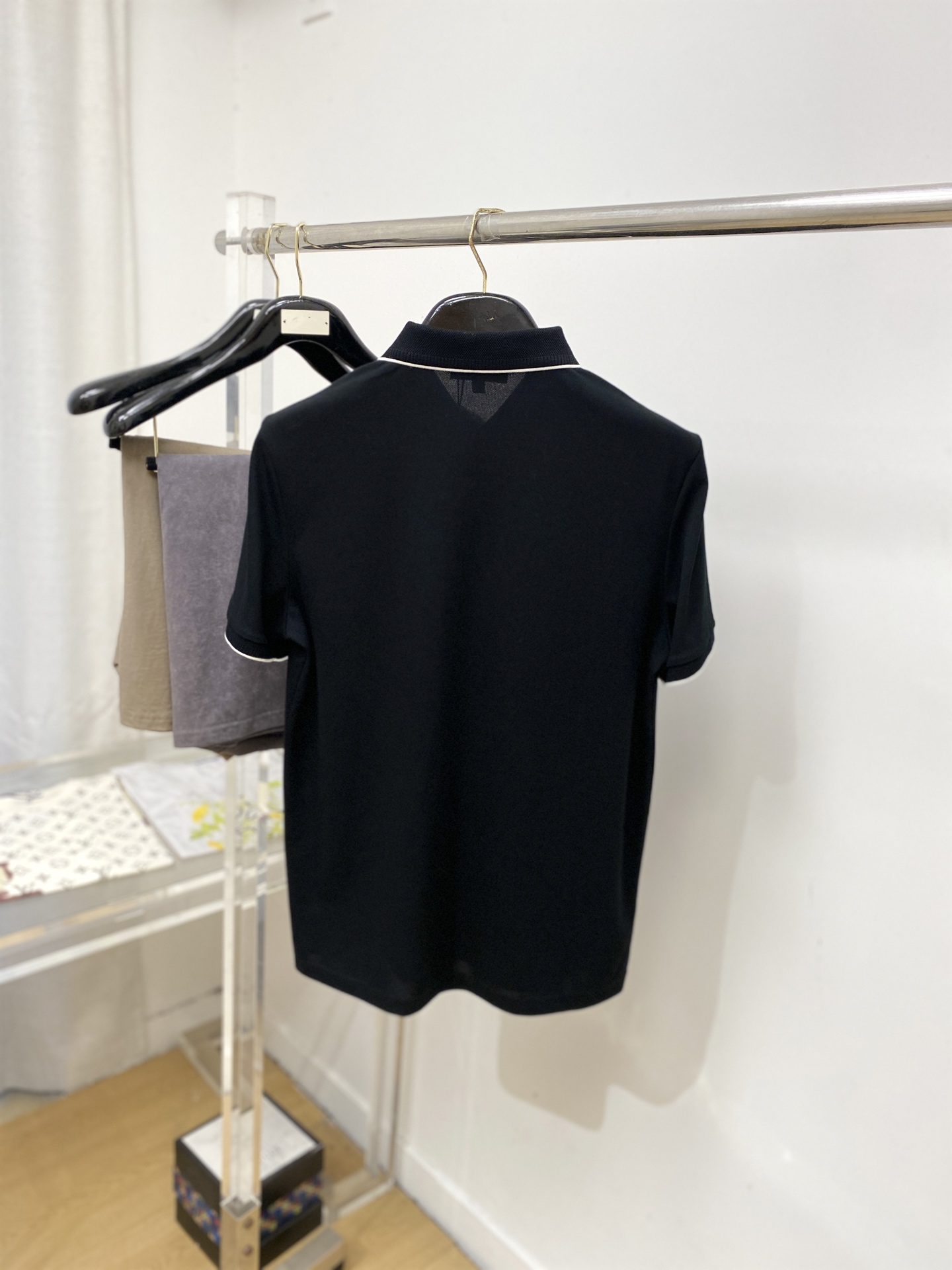￼ Brunello Cucinelli、2026新品短袖T恤，帅气时尚，胸前精致刺绣图案logo，简约