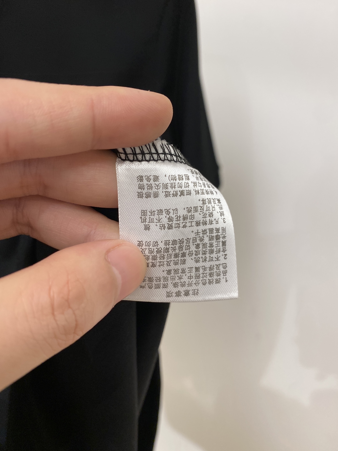 ￼ Brunello Cucinelli、2026新品短袖T恤，帅气时尚，胸前精致刺绣图案logo，简约