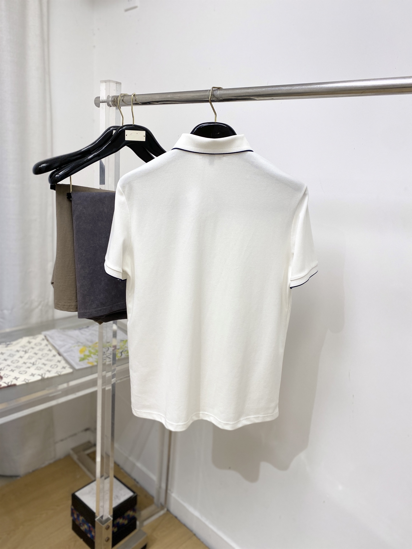 Brunello Cucinelli、2026新品短袖T恤，帅气时尚，胸前精致刺绣图案logo，简约百搭
