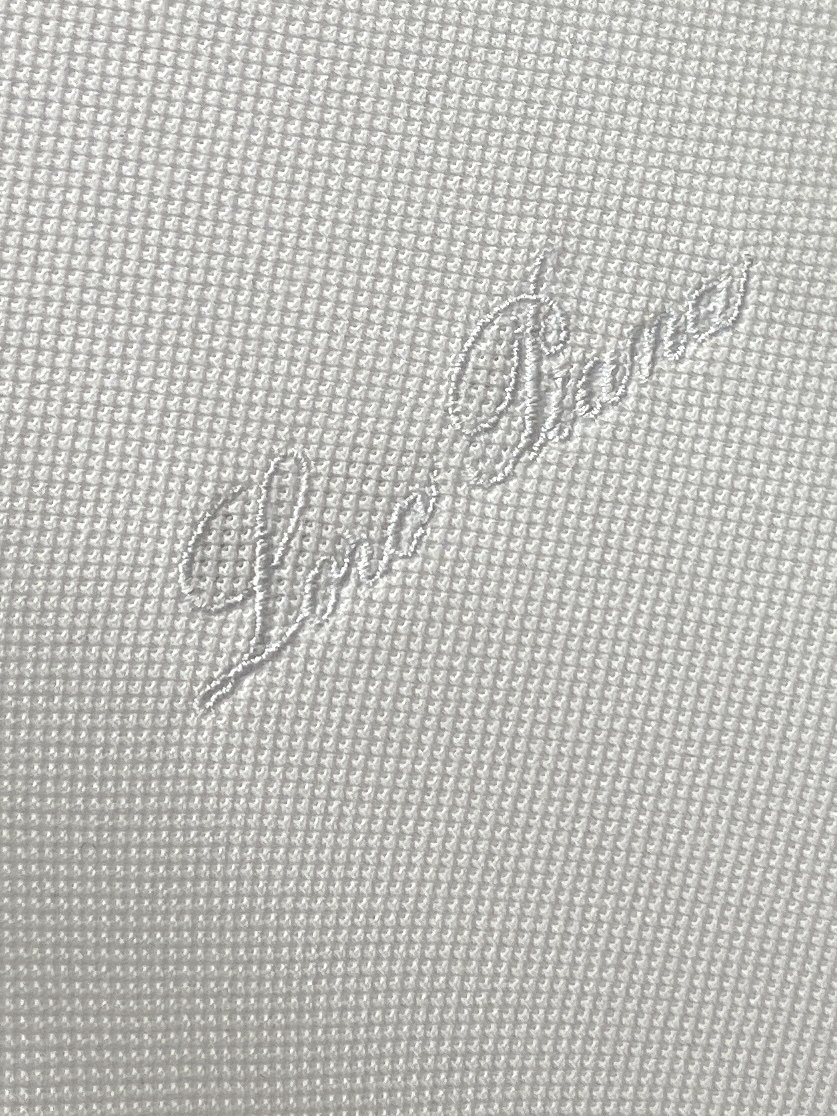 Loro Piana、2026新品短袖T恤，帅气时尚，胸前精致刺绣字母logo，简约百搭款。面料棉 不仅
