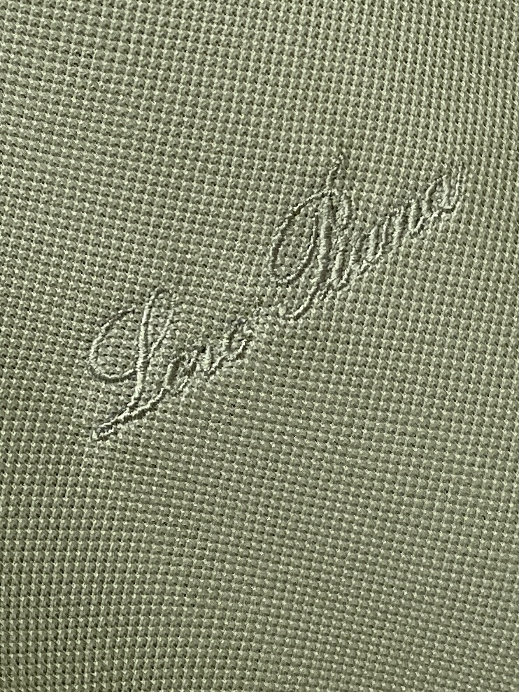 Loro Piana、2026新品短袖T恤，帅气时尚，胸前精致刺绣字母logo，简约百搭款。面料棉 不仅