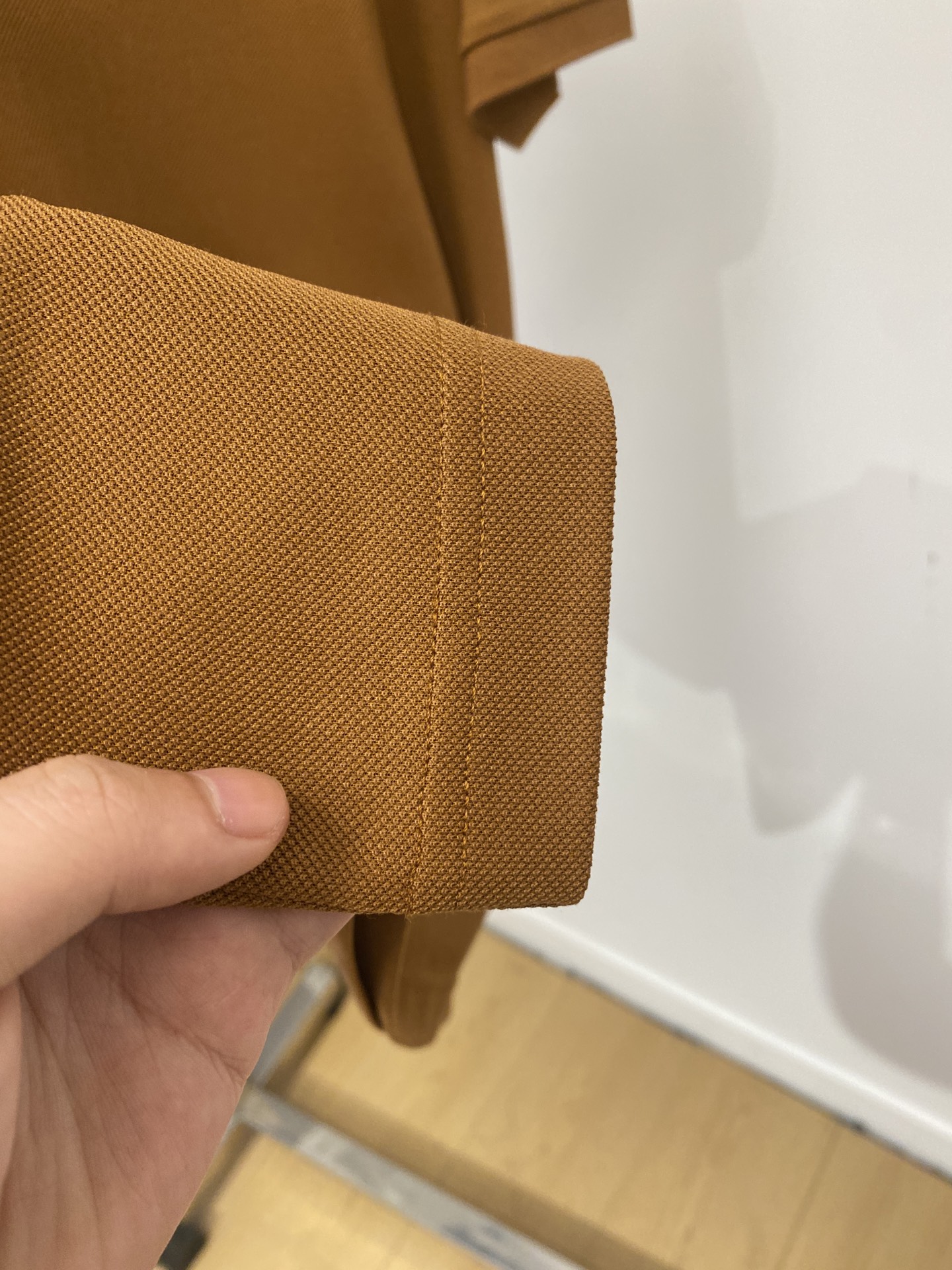 Loro Piana、2026新品短袖T恤，帅气时尚，胸前精致刺绣字母logo，简约百搭款。面料棉 不仅