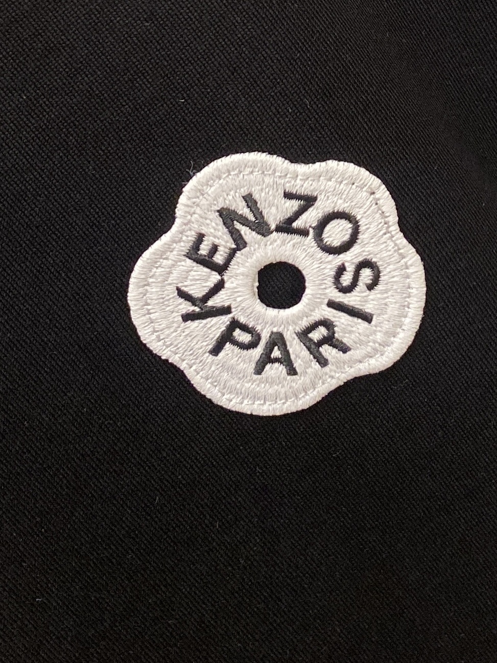 KENZO、2026新品短袖T恤，帅气时尚，胸前精致刺绣字母图案logo，简约百搭款。面料棉 不仅挺括，