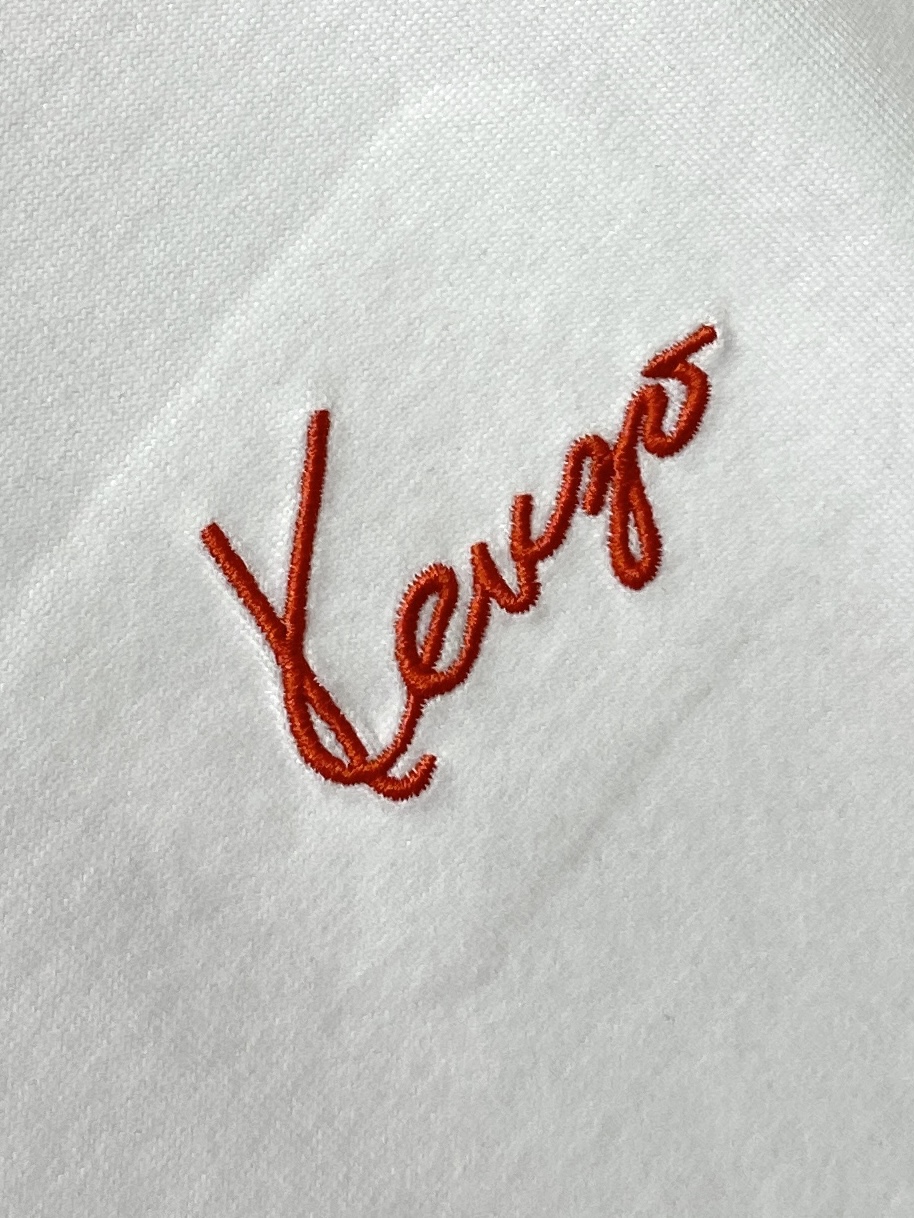 KENZO、2026新品短袖T恤，帅气时尚，胸前精致刺绣字母logo，简约百搭款。面料棉 不仅挺括，保持