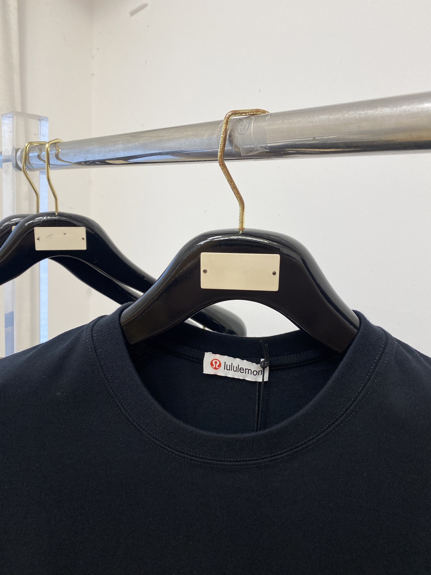 lululemon 时尚潮牌、2026新品短袖T恤，帅气时尚，胸前顶级印胶图案字母logo，简约百搭款。